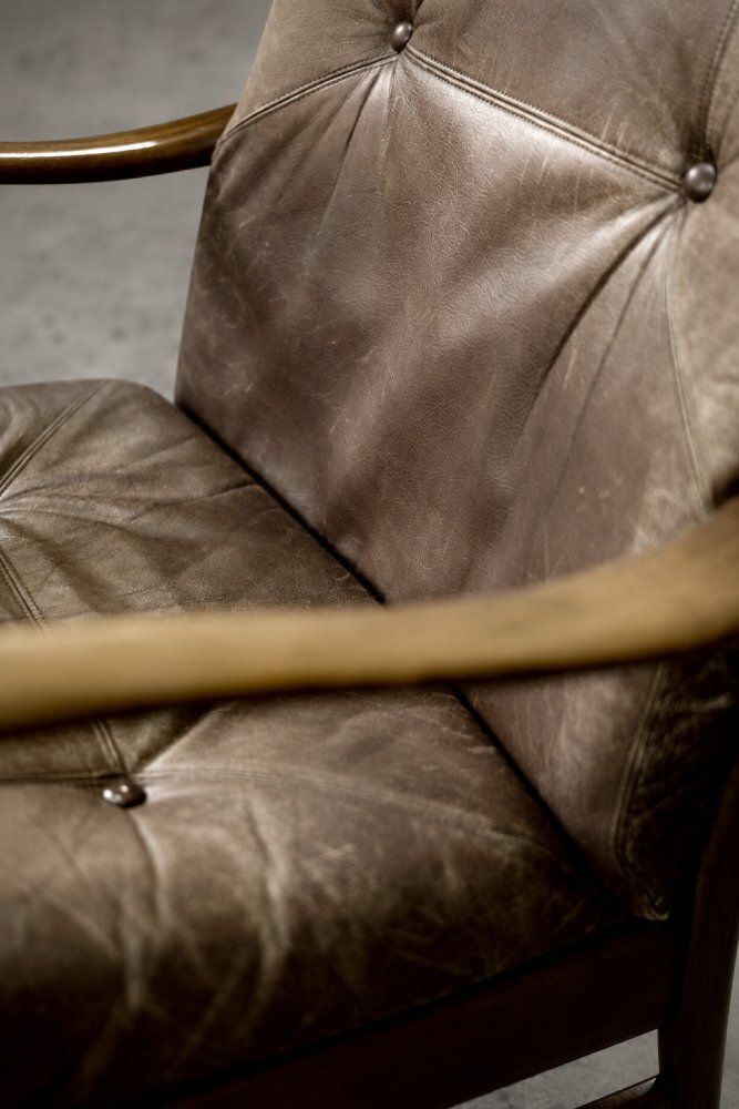 photo furniture Vintage Danish High Chair In Beech And Brown Leather From Farstrup Møbler, 1970s