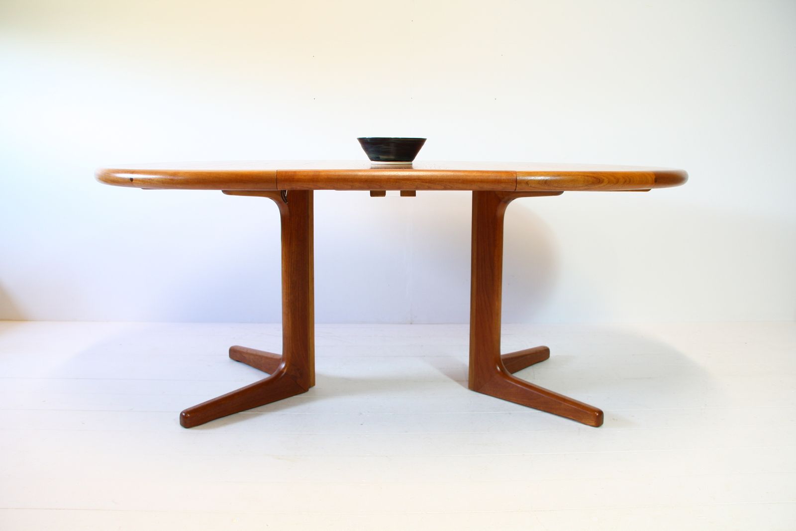 Vintage Danish Extending Dining Table   Teak C.1960 photo vintage