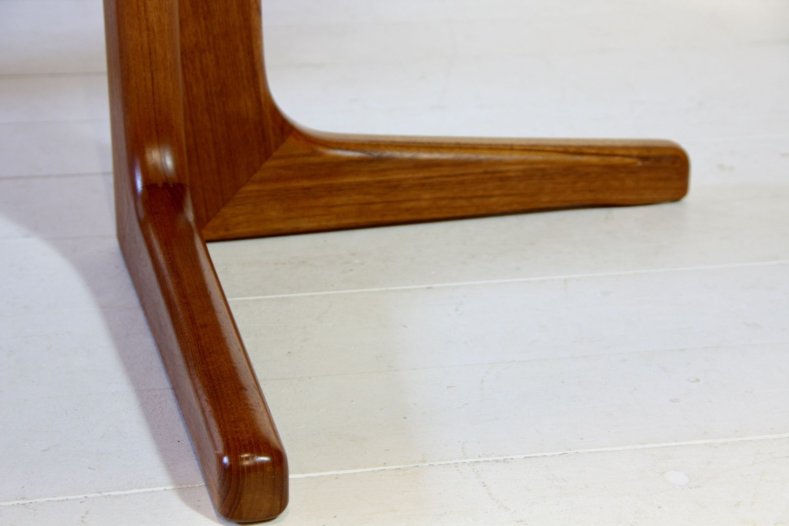 photo vinterior Vintage Danish Extending Dining Table   Teak C.1960
