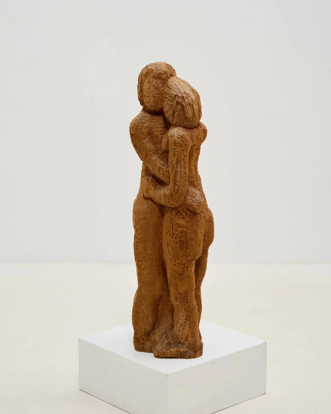 Chip Carved Lovers, jaren 1970 photo for sale
