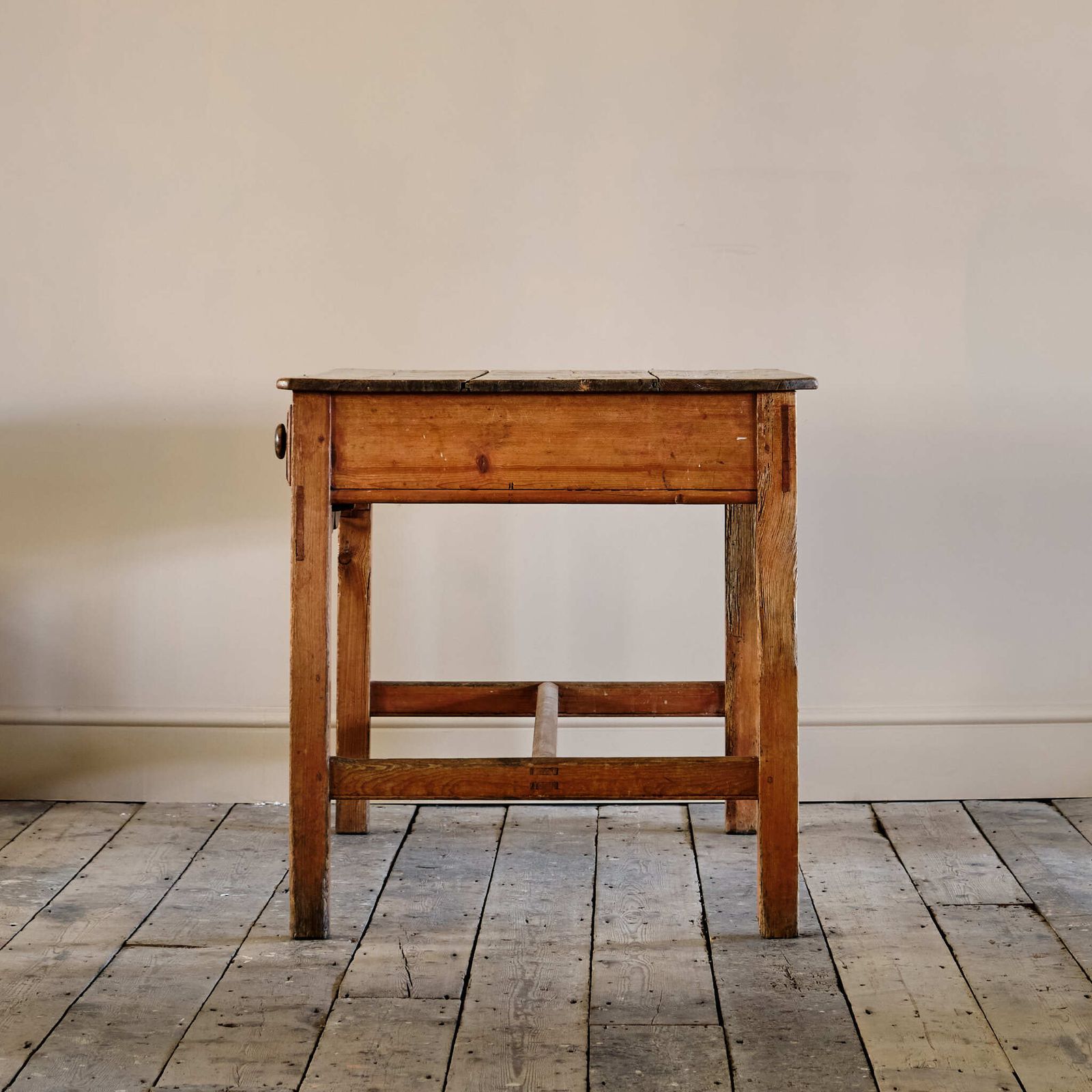 photo for sale 19th Century Pine Dairy Table