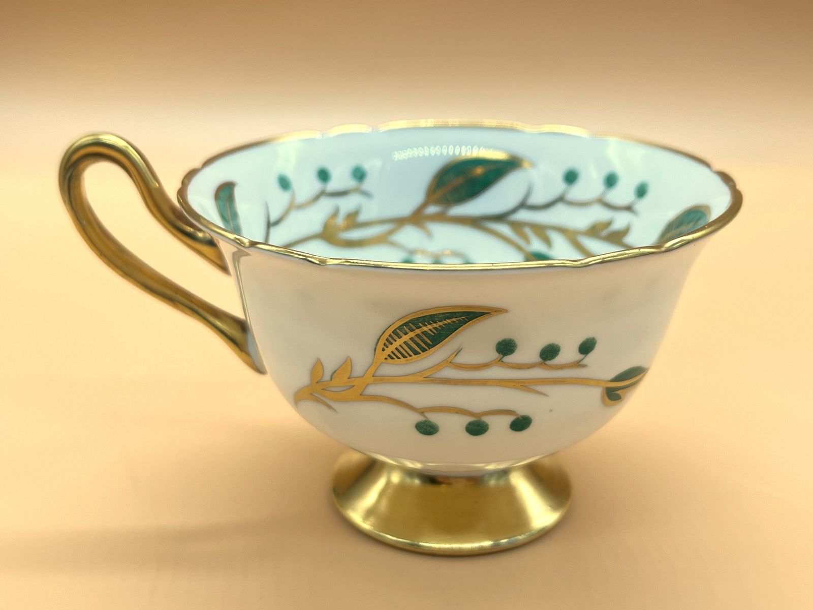 Vintage Shelley China Laurel Gainsborough Shape Tea Cup, Saucer And Side Plate Trio. C1950. 13577. photo vintage
