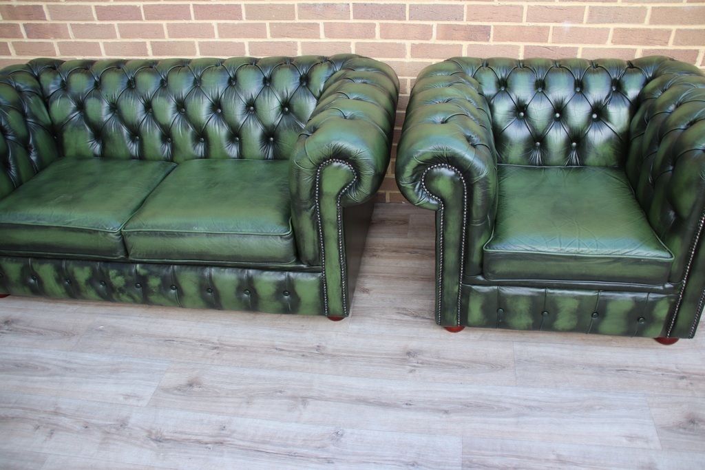 photo furniture Chesterfield Suite