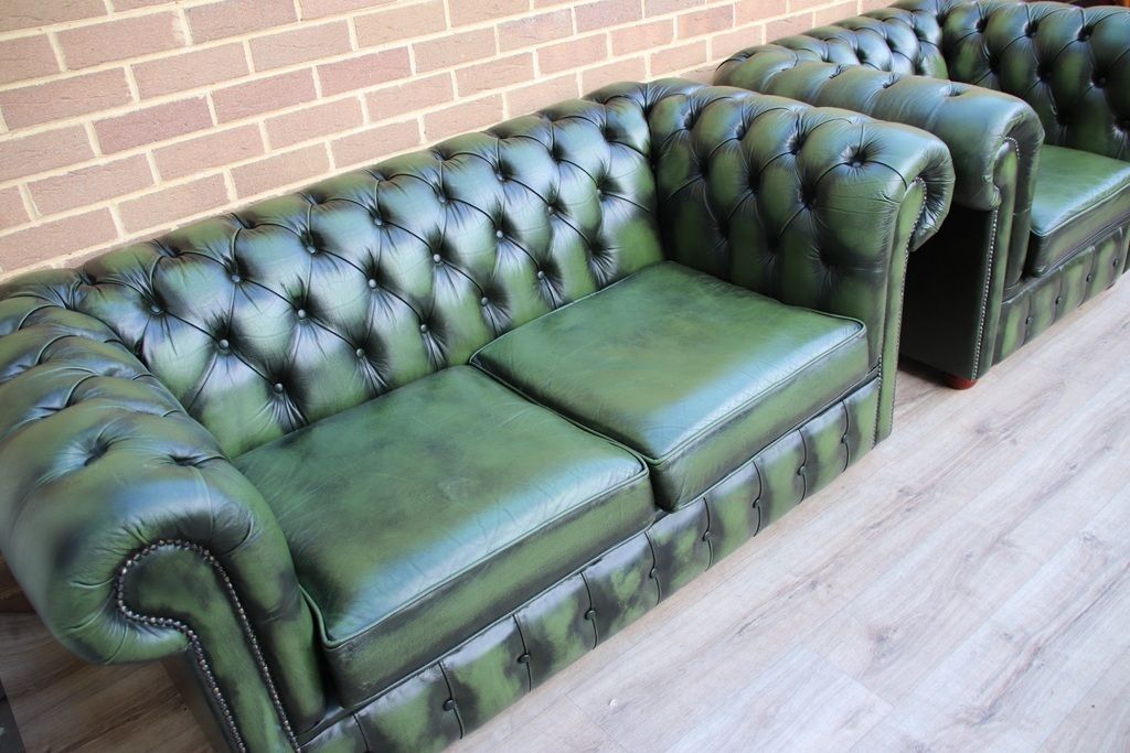 photo for sale Chesterfield Suite