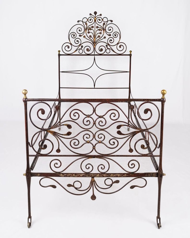 Genoese Peacock Tail Bed In Painted Wrought Iron, Italy, Early 19th Century photo 1600.0