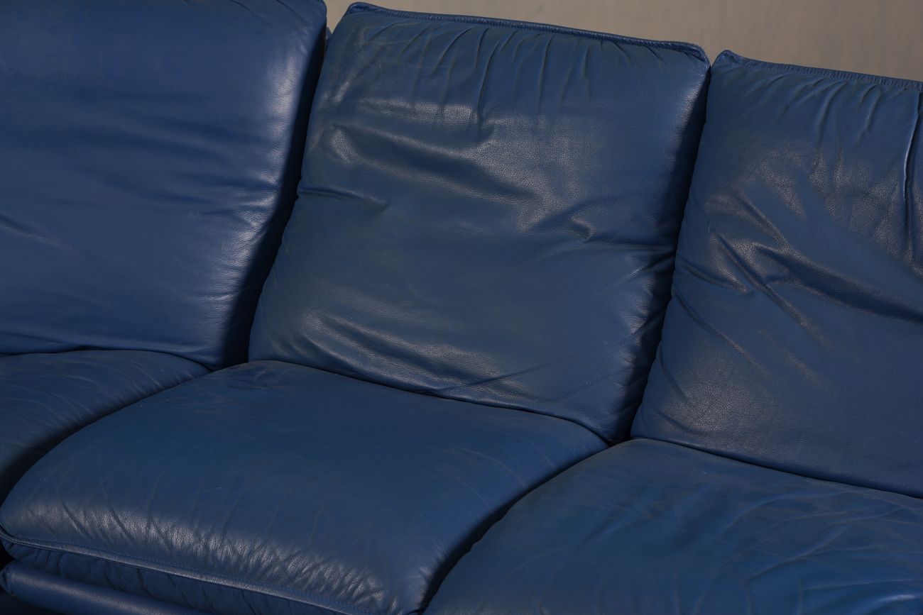 Nicoletti Salotti Post Modern Leather Sofa, Italy 1980’s photo vinterior