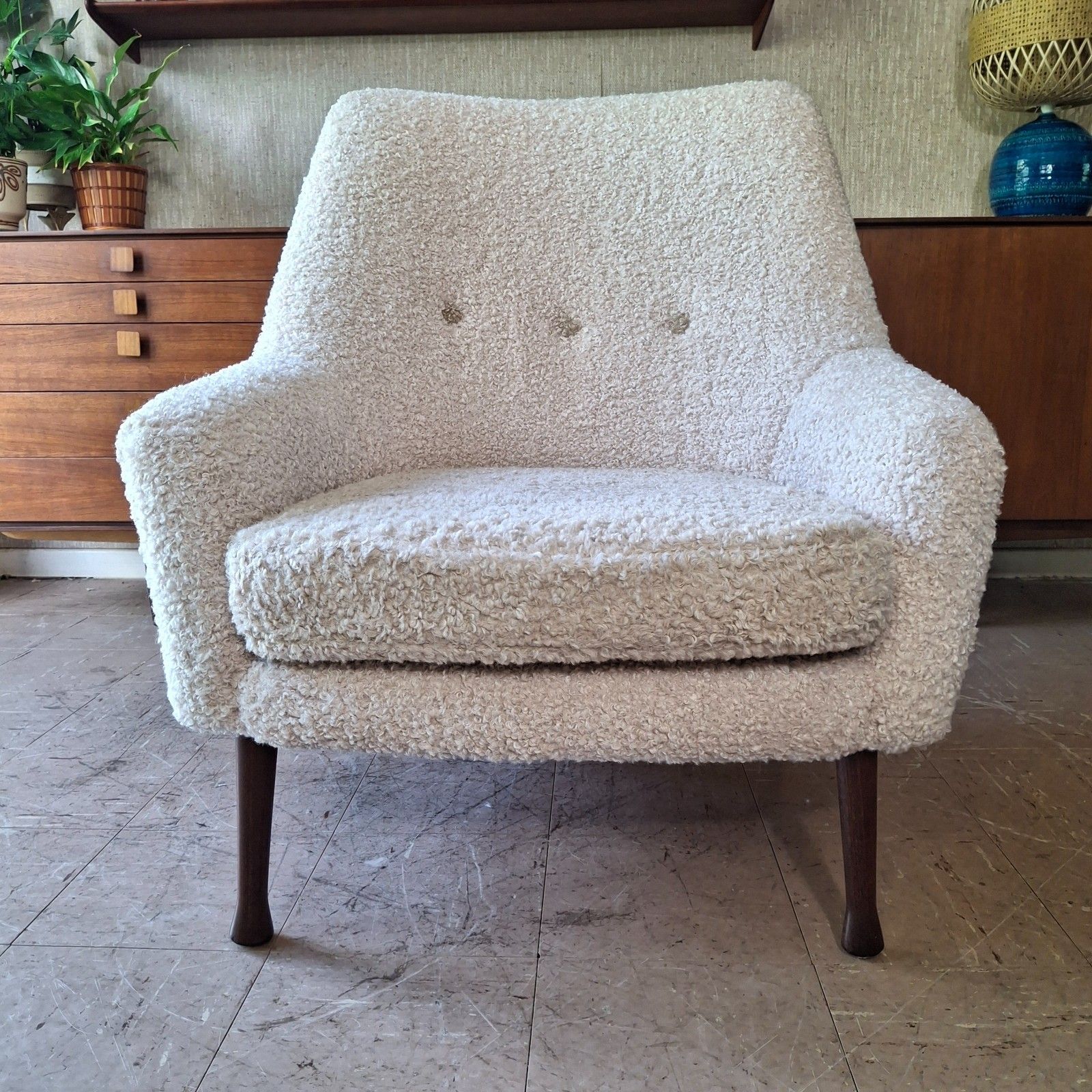 Fab Vintage Mcm 1960s Guy Rogers Frisco Bay Armchair Blush & Cafe Au Lait Boucle photo furniture