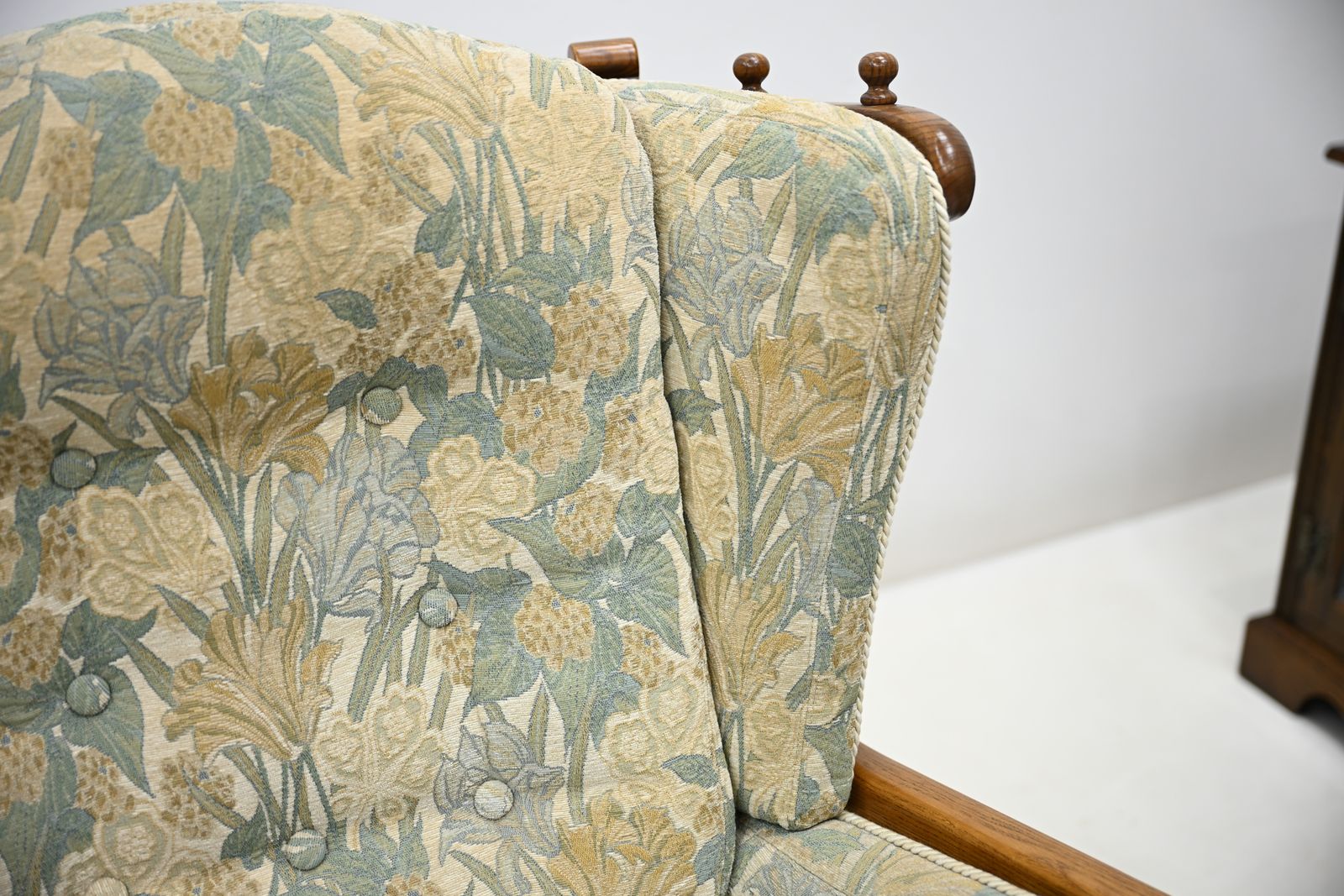photo for sale Ercol Cloister 2str Sofa Golden Dawn 2 Seater #932/2 Gold Badge Free Uk Delivery