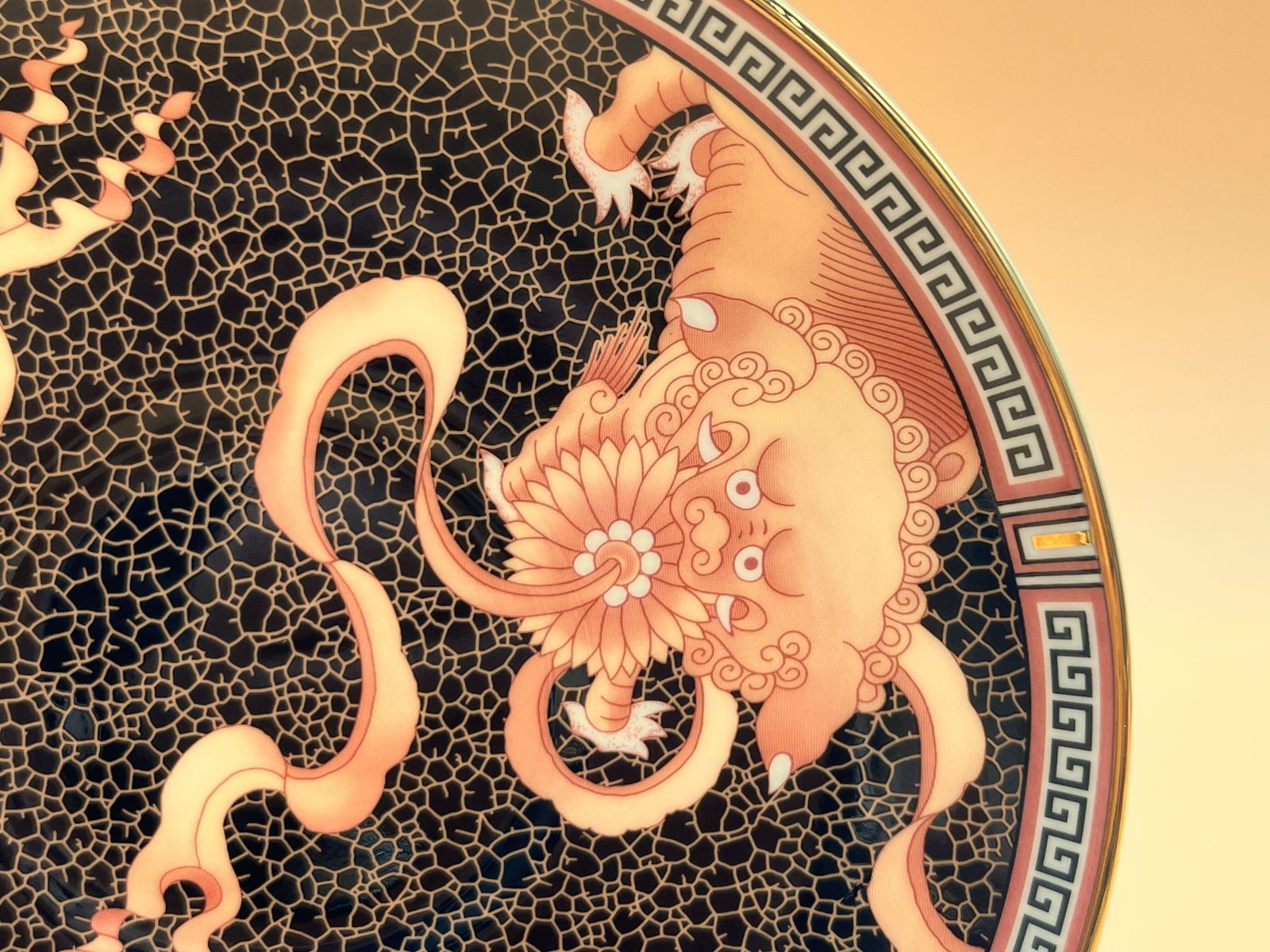 Set van 2 Wedgwood China Dynasty design Leigh shape theekopjes met schotels. photo 225.0