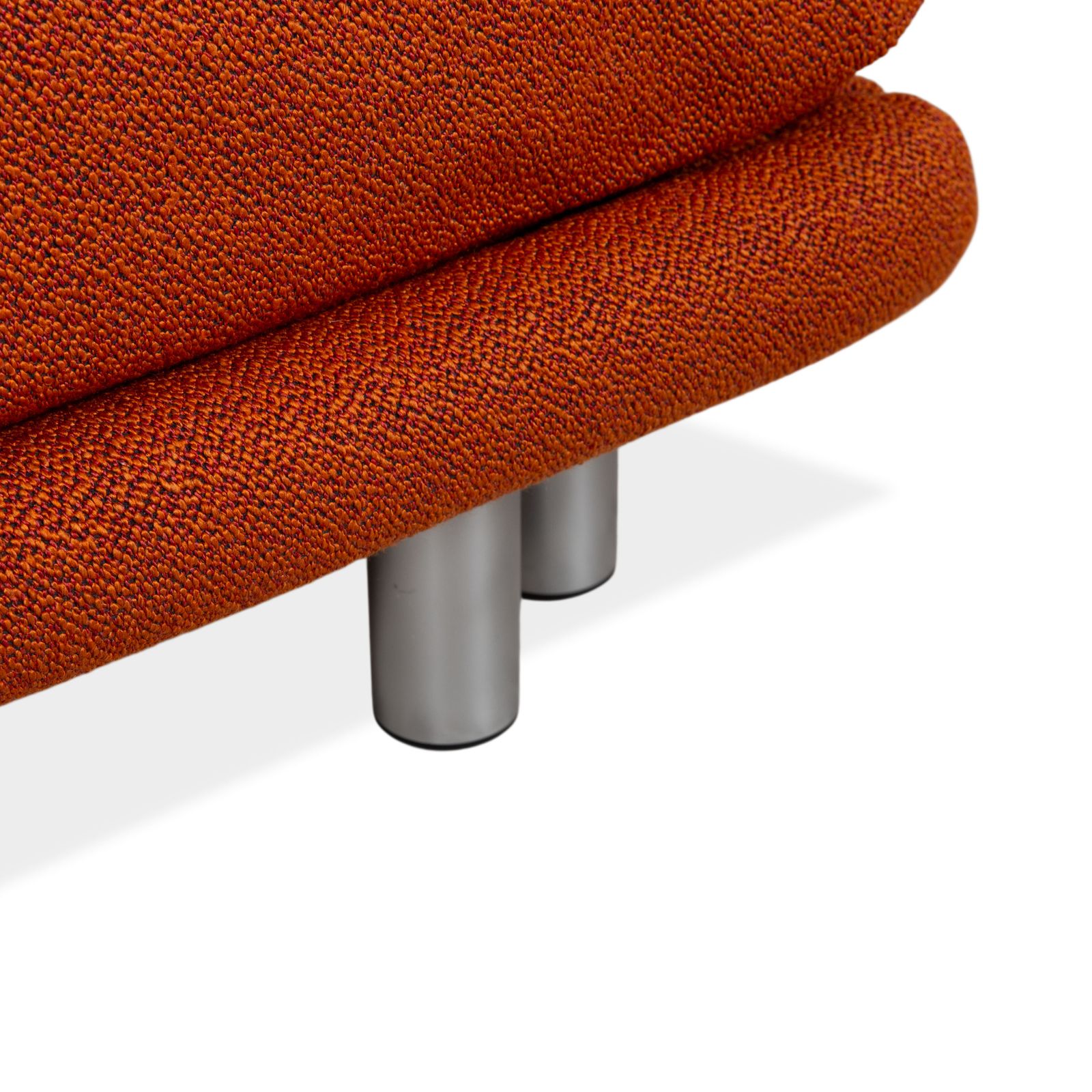 Canapé convertible manuel 3 places Ligne Roset Multy en tissu gris, structure argentée photo vinterior