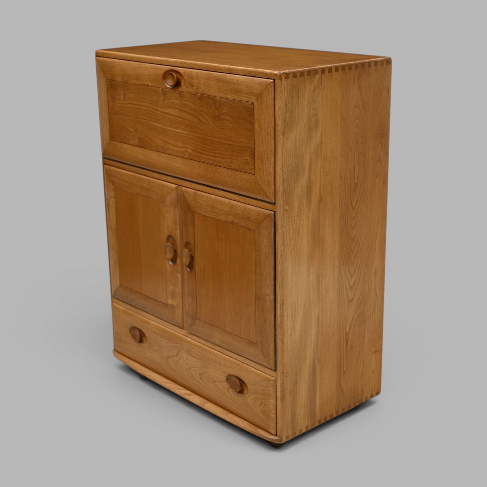 Ercol Drinks Cabinet Gin/Drinks Light Finish Free Uk Delivery photo furniture