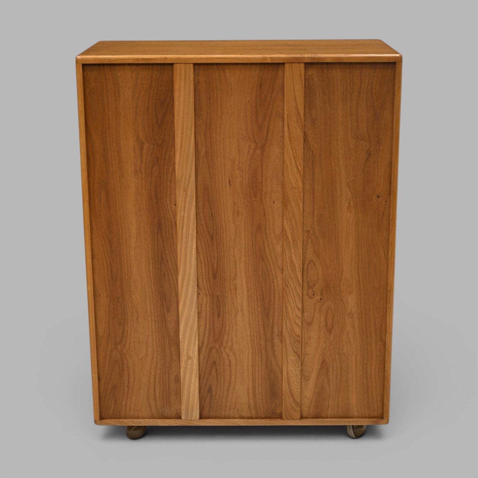 Ercol Drinks Cabinet Gin/Drinks Light Finish Free Uk Delivery photo 787.0