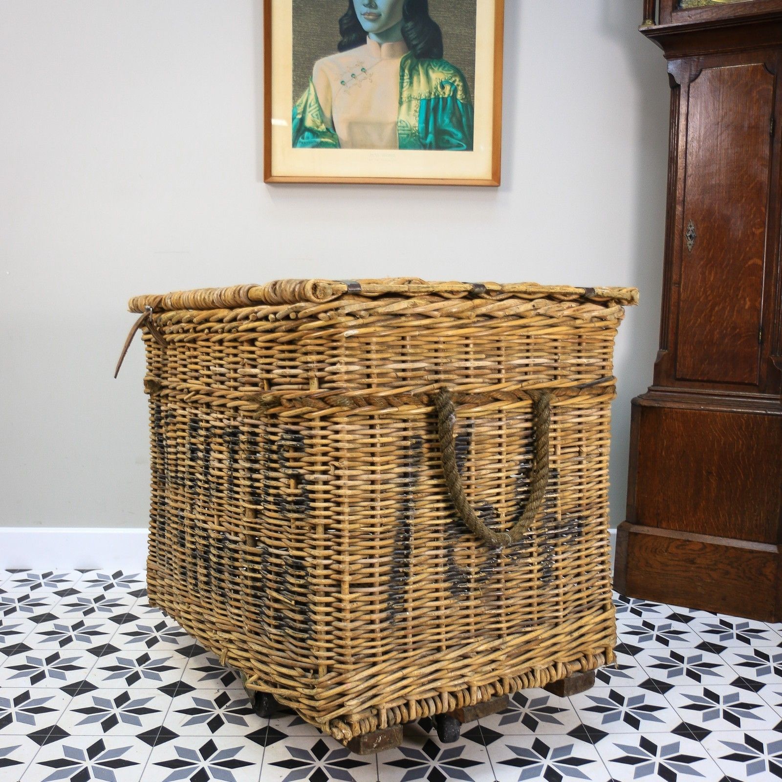 Home Decor Arthur Craven Mill Basket In Wicker With Rope Handles And Lid photo