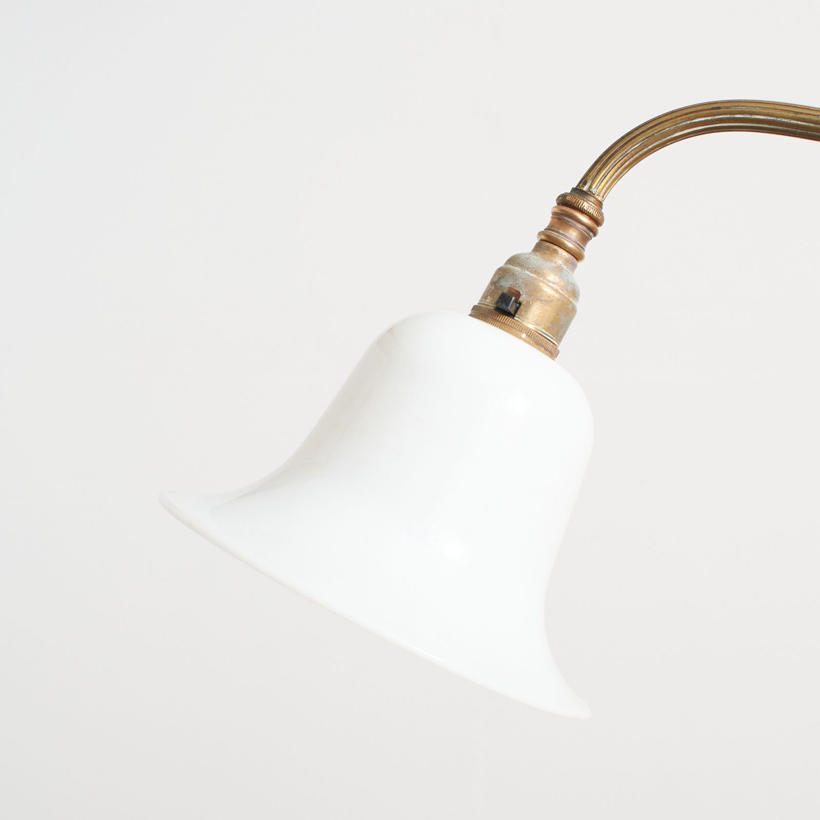 French Antique Brass Rise And Fall Pump Desk Lamp – A photo 482.0