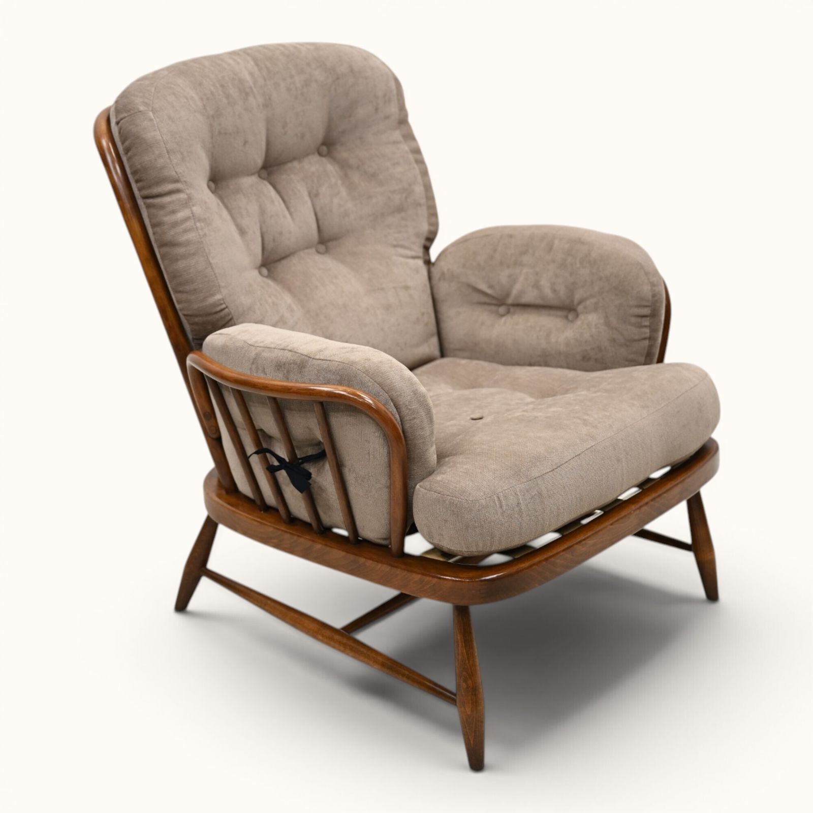 Ercol Jubilee Easy Armchair New Upholstery And Webbing Free Uk Delivery*