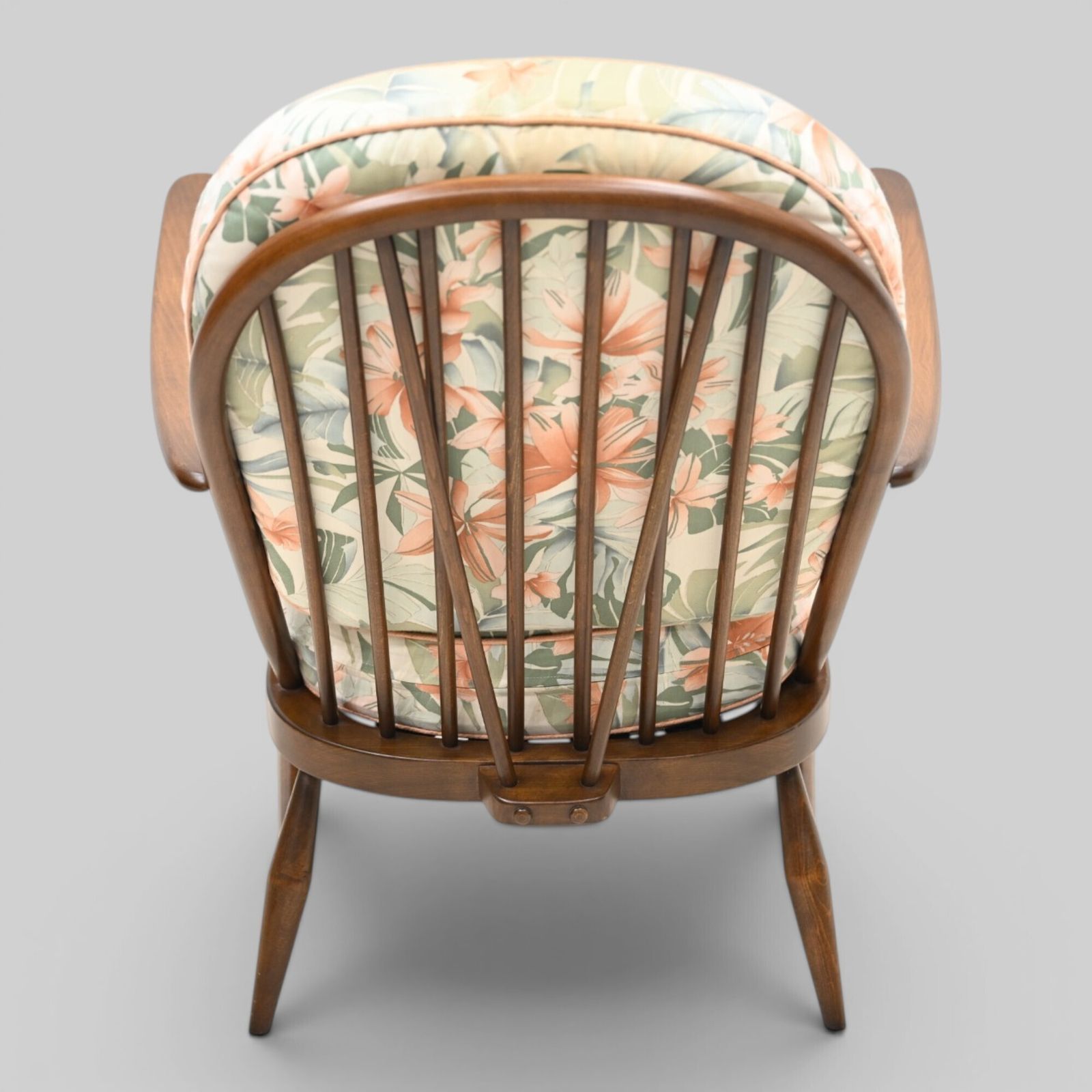Ercol Windsor Easy Chair Model 203 1970s Gold Label Good Webbing Free Delivery photo 437.0