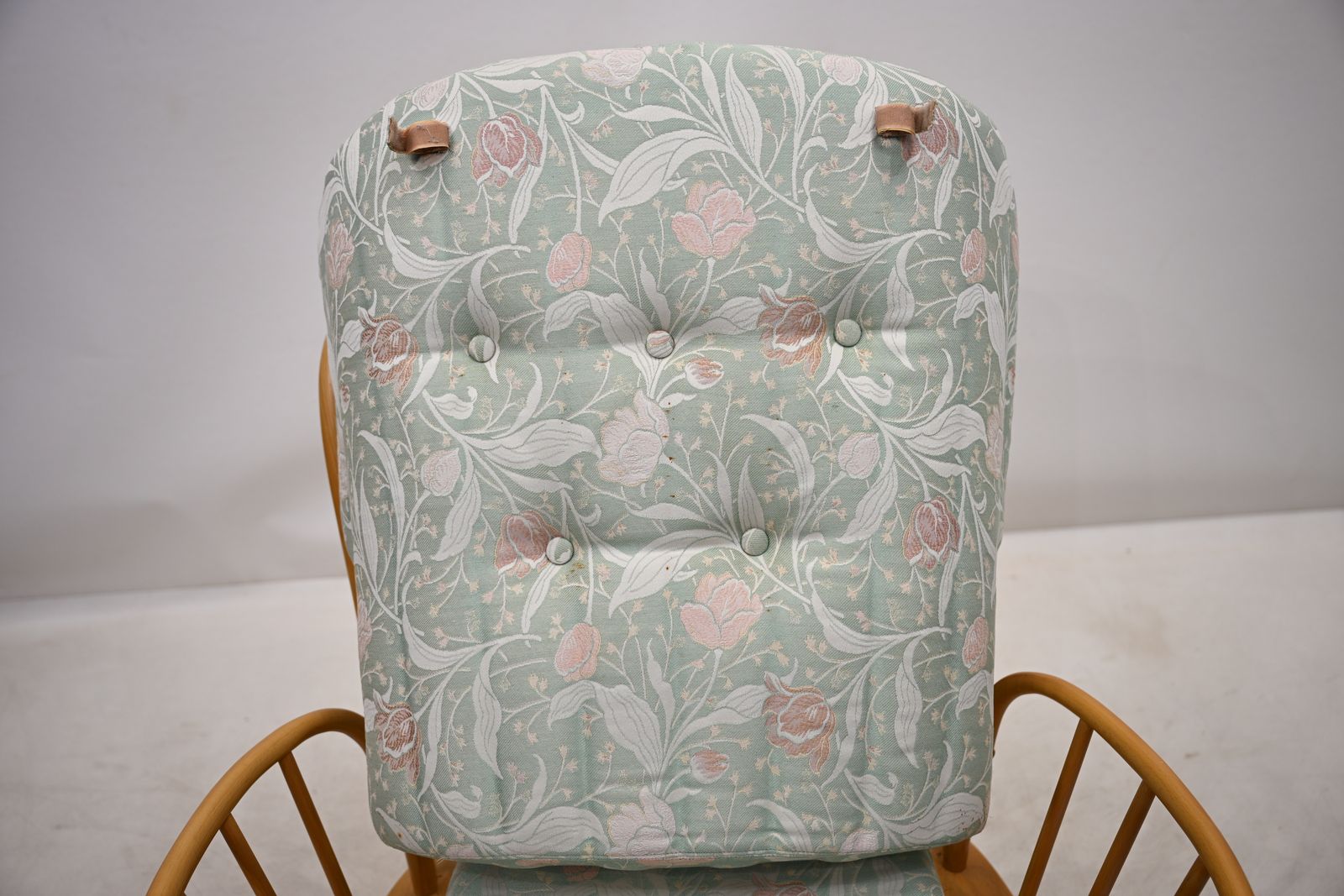 487.0 Ercol Windsor Easy Chair Model 766 1970s Light Finish New Webbing Free Delivery photo