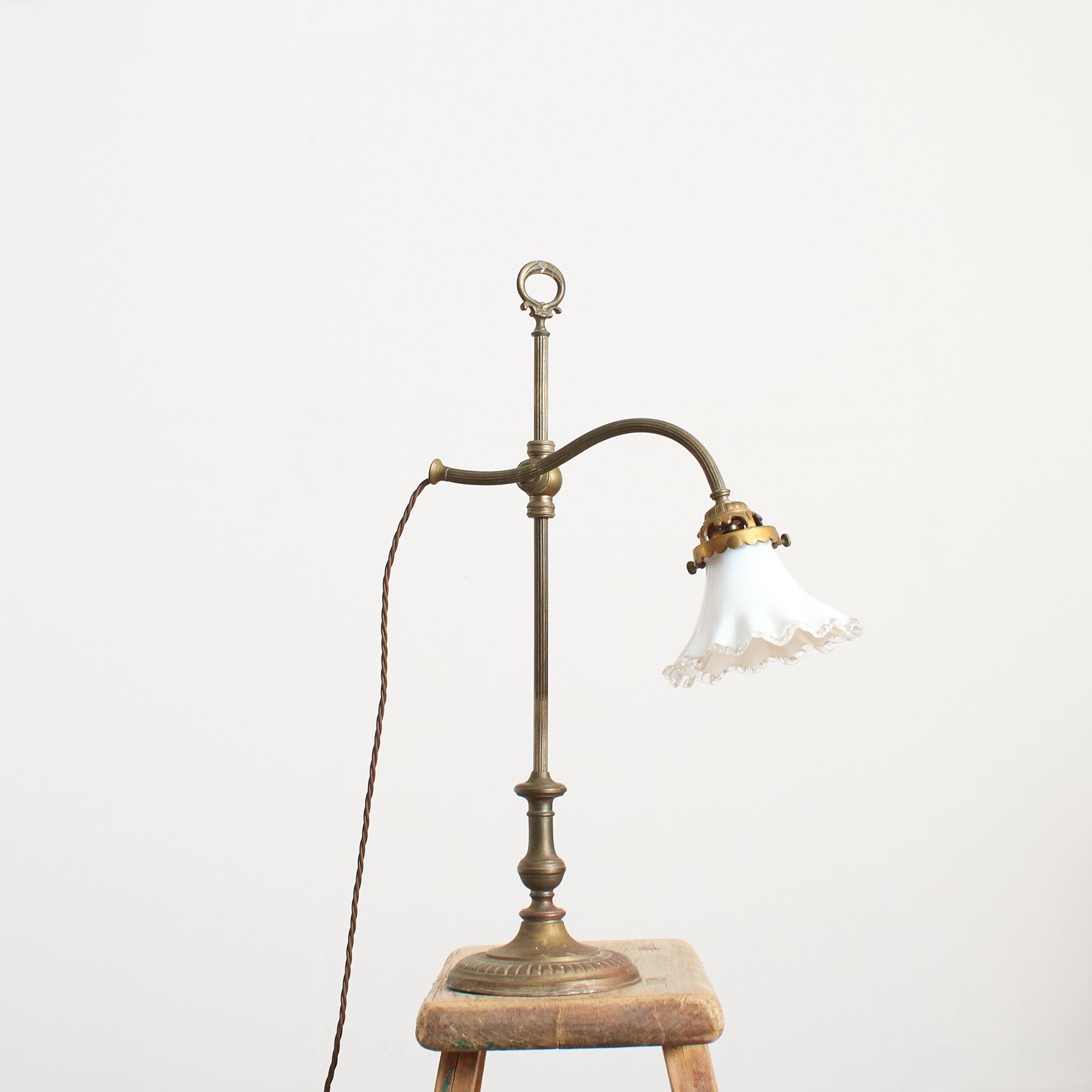 French Antique Brass Rise And Fall Pump Desk Lamp – B photo furniture
