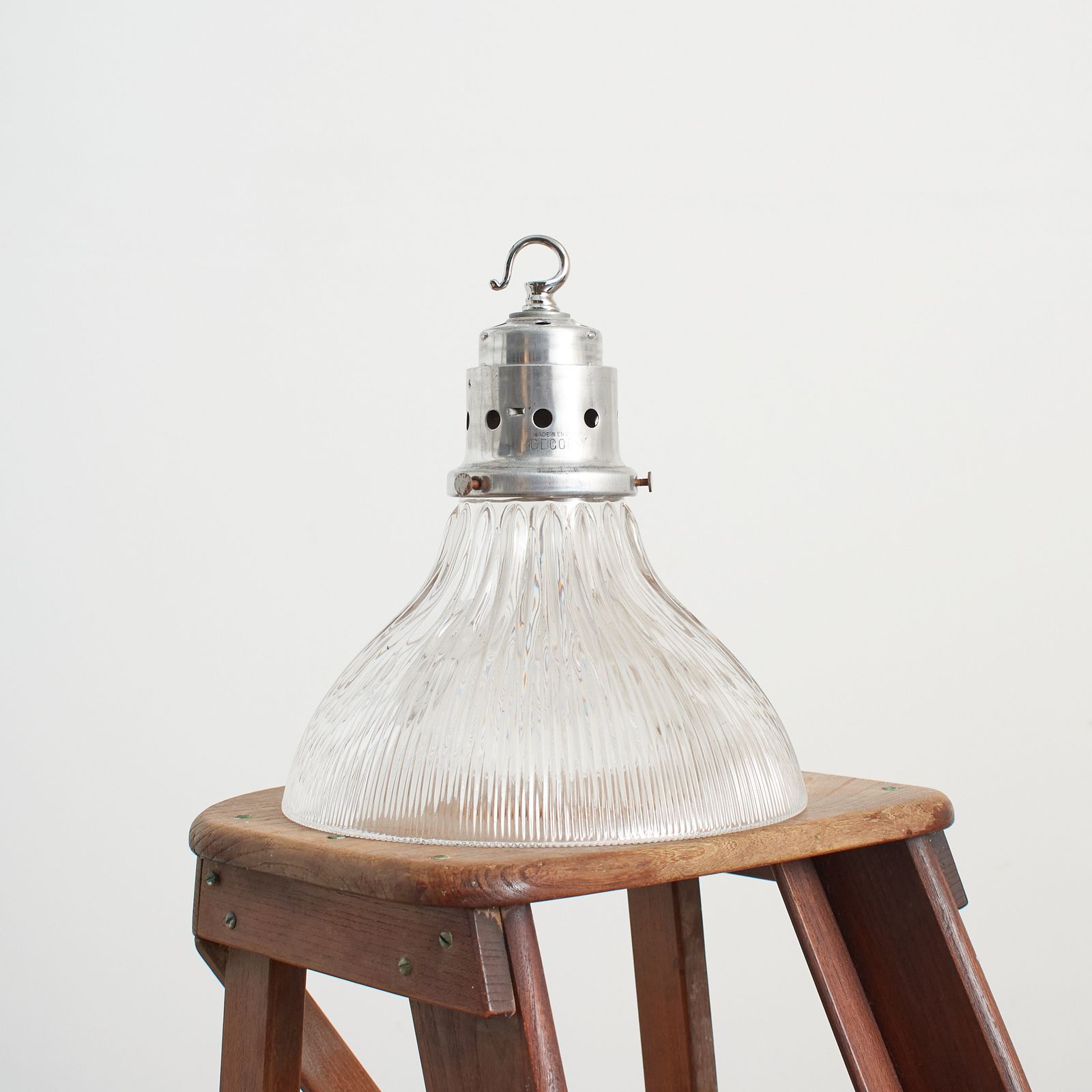 Antique Reclaimed Glass Holophane Pendant Light – Af photo 336.0