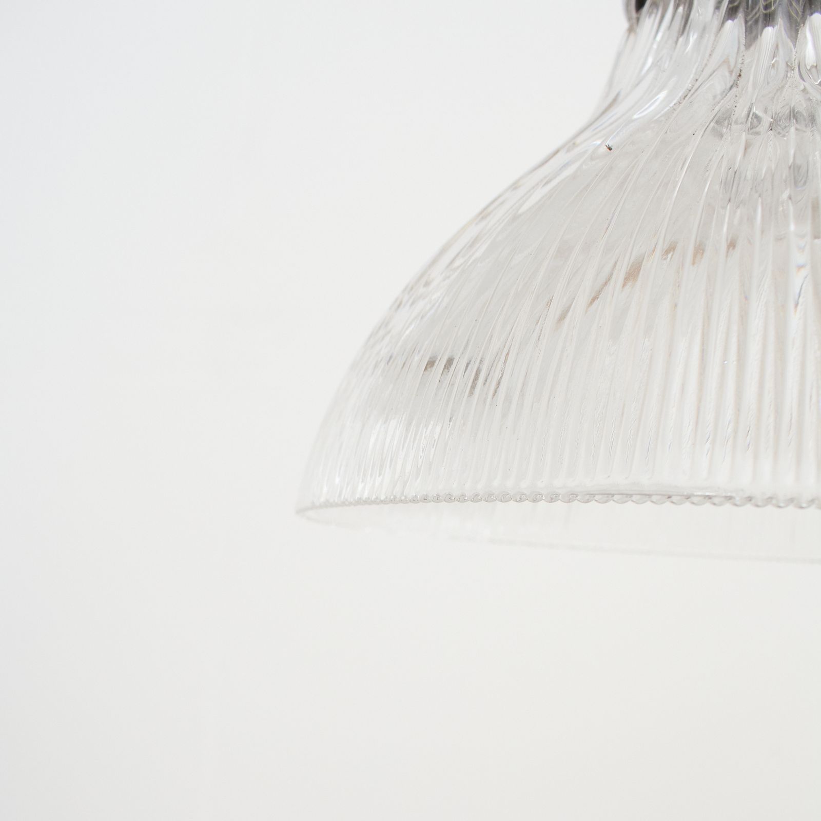 Antique Reclaimed Glass Holophane Pendant Light – Af photo vinterior