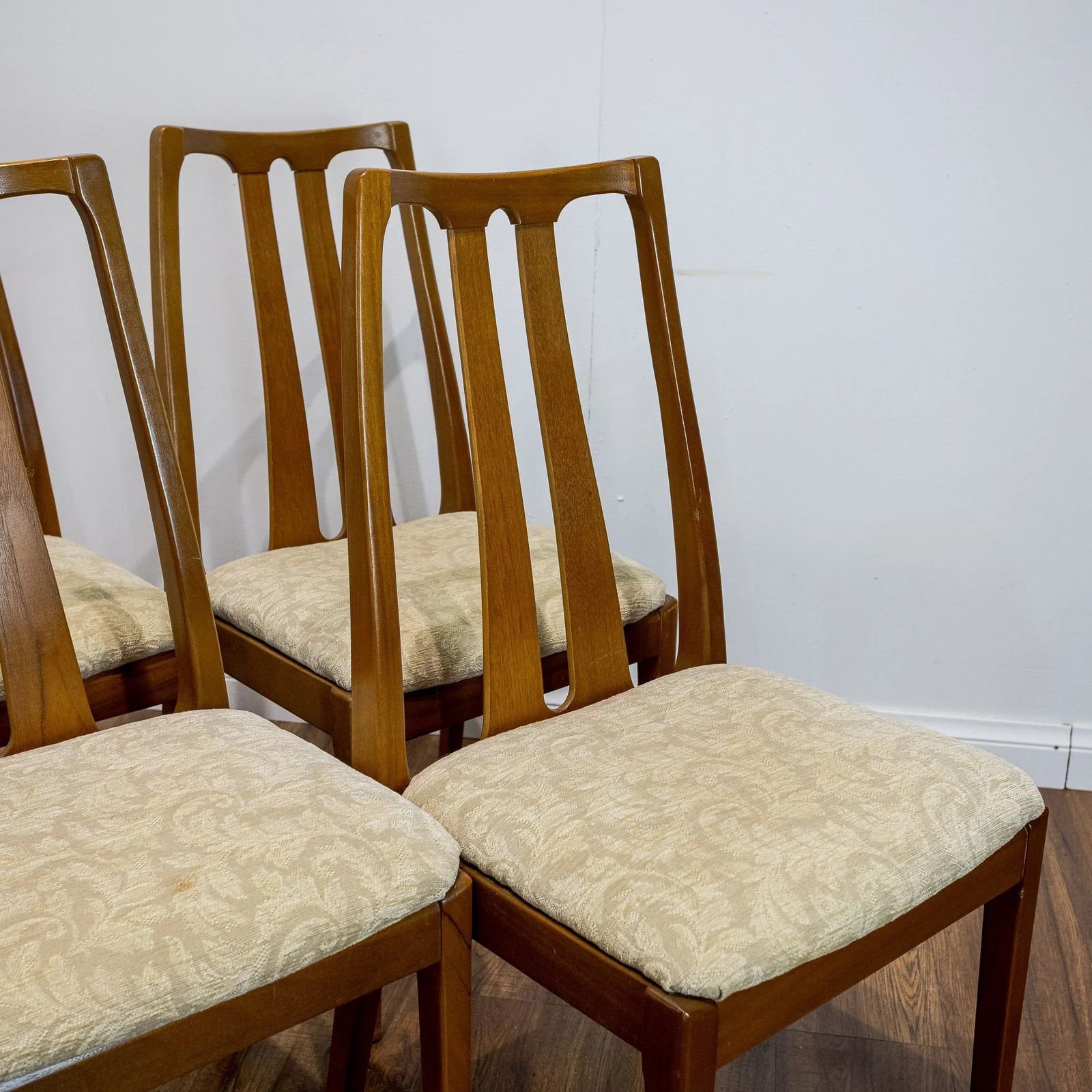 photo buy Nathan Teak Oval Extending Dining Table And 4 Chairs