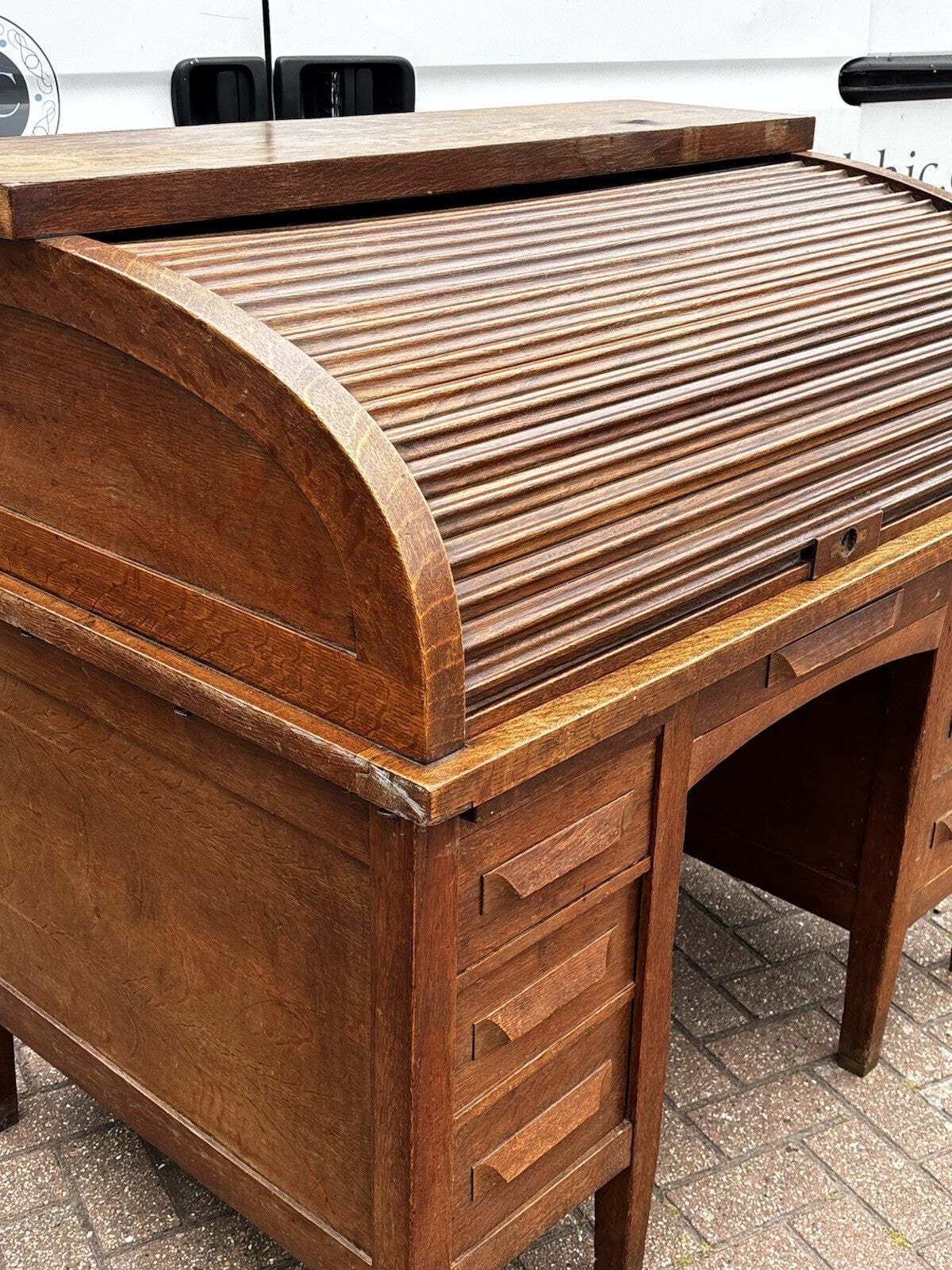 photo vinterior Edwardian Oak Roll Top Desk. With Fitted Interior.