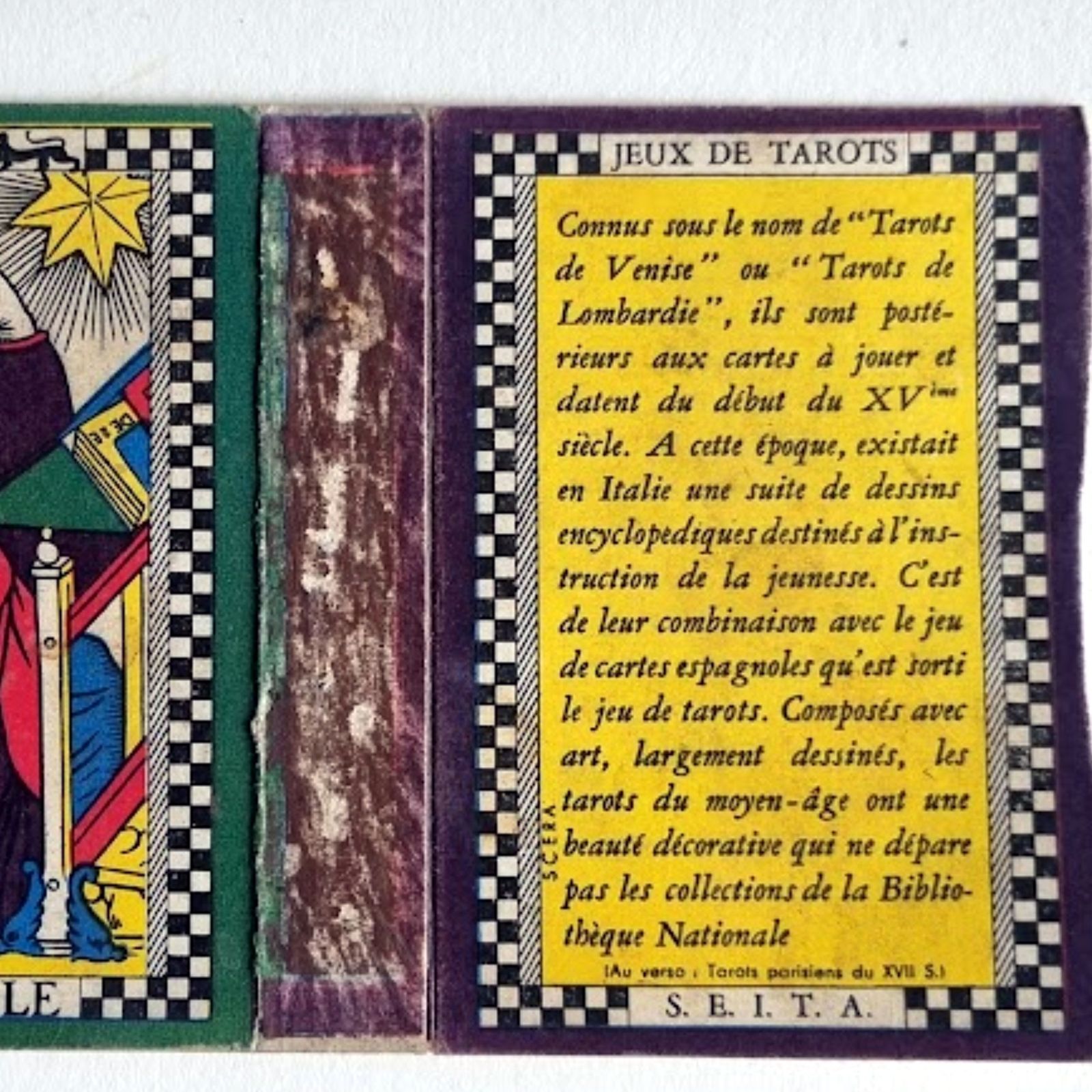 Ingelijste Franse Jeux De Tarots luciferdoos uit de jaren 1960 in handgemaakte Britse lijst photo furniture