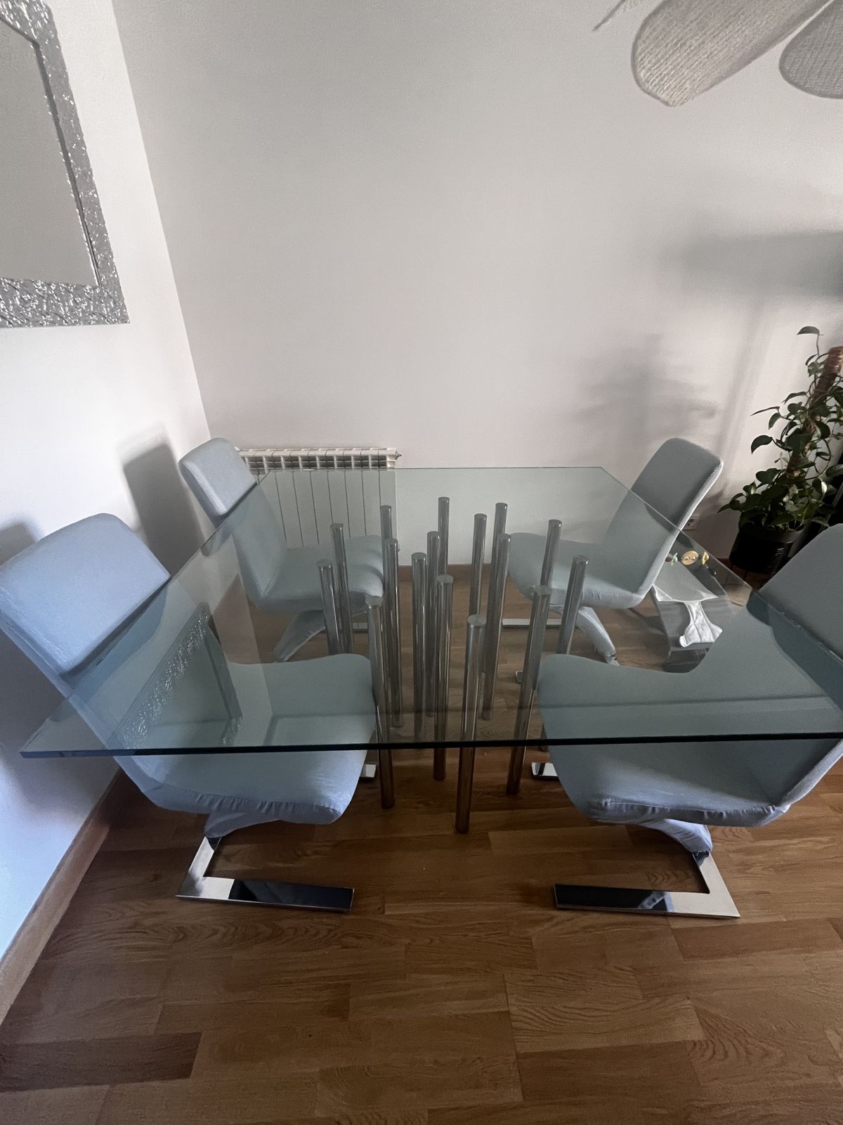 Original Bonaldo Design Dining Table   Tempered Glass & Steel   Immaculate Condition