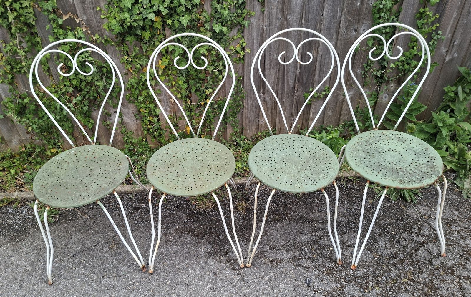 Vintage Mid Century French Metal Collapsible Garden Table And 4 Chairs Set photo 295.0