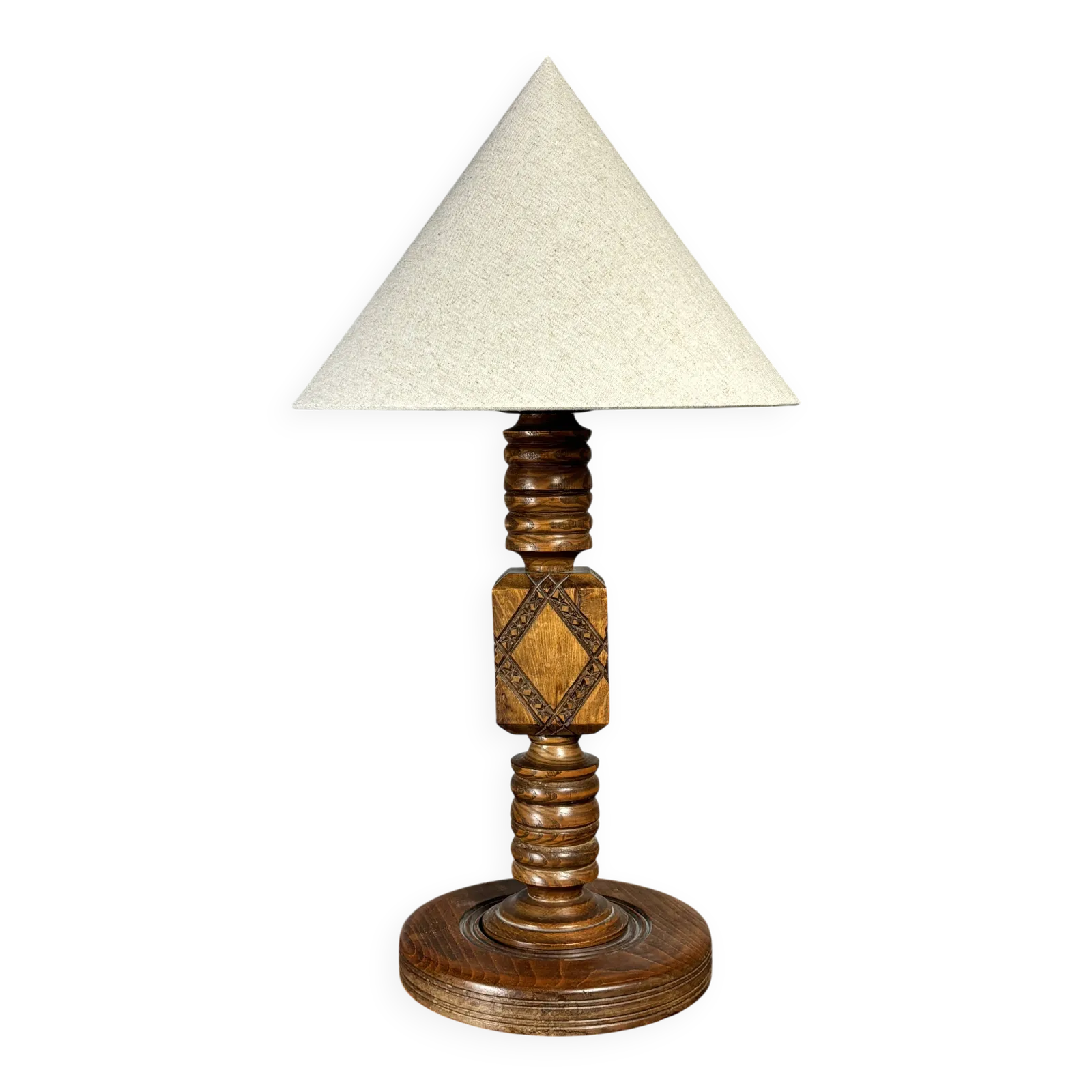 Lampe de table mid-century Brutalist en bois tourné, dans le style de Charles Dudouyt photo furniture