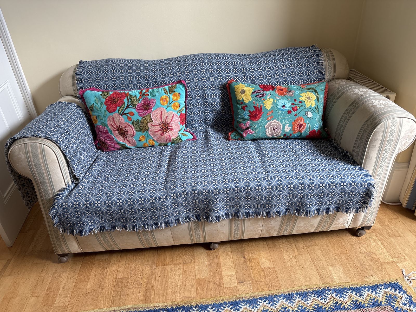 Edwardian Sofa photo furniture