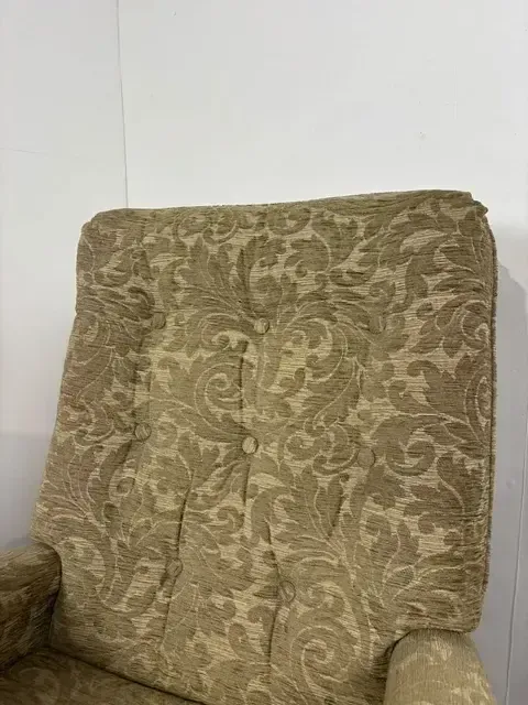 Pair Of Reproduction Button Backed Upholstered Armchairs photo 419.0