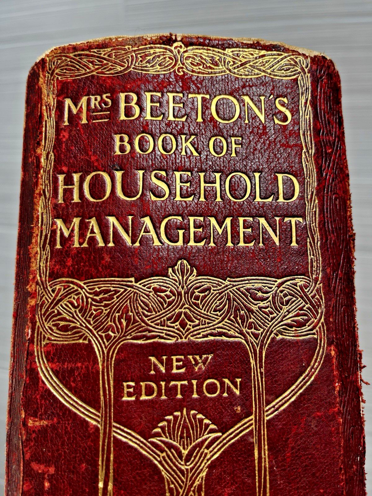 1907 Mrs Beetons Book Of Household Management New Edition Leather Ward Lock & Co photo furniture
