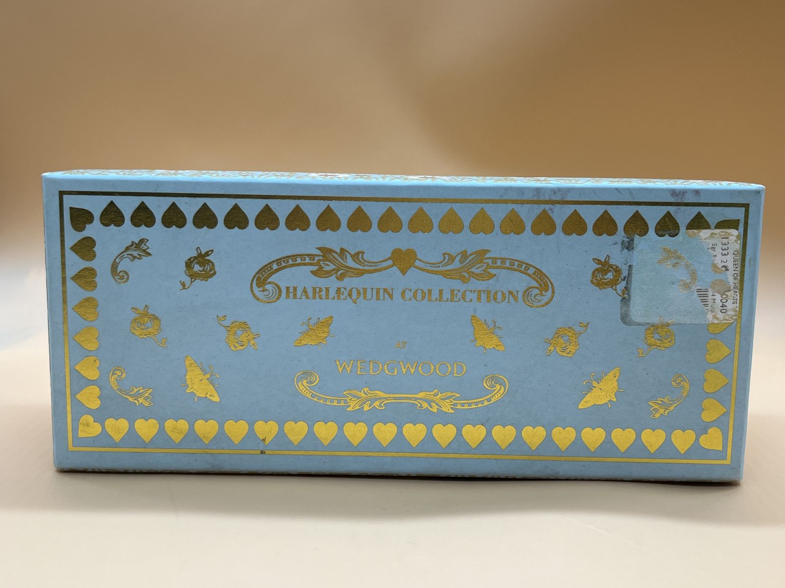 Wedgwood China Queen Of Hearts Design Roomkannetje En Suikerpot Set Nieuw In Doos. photo furniture