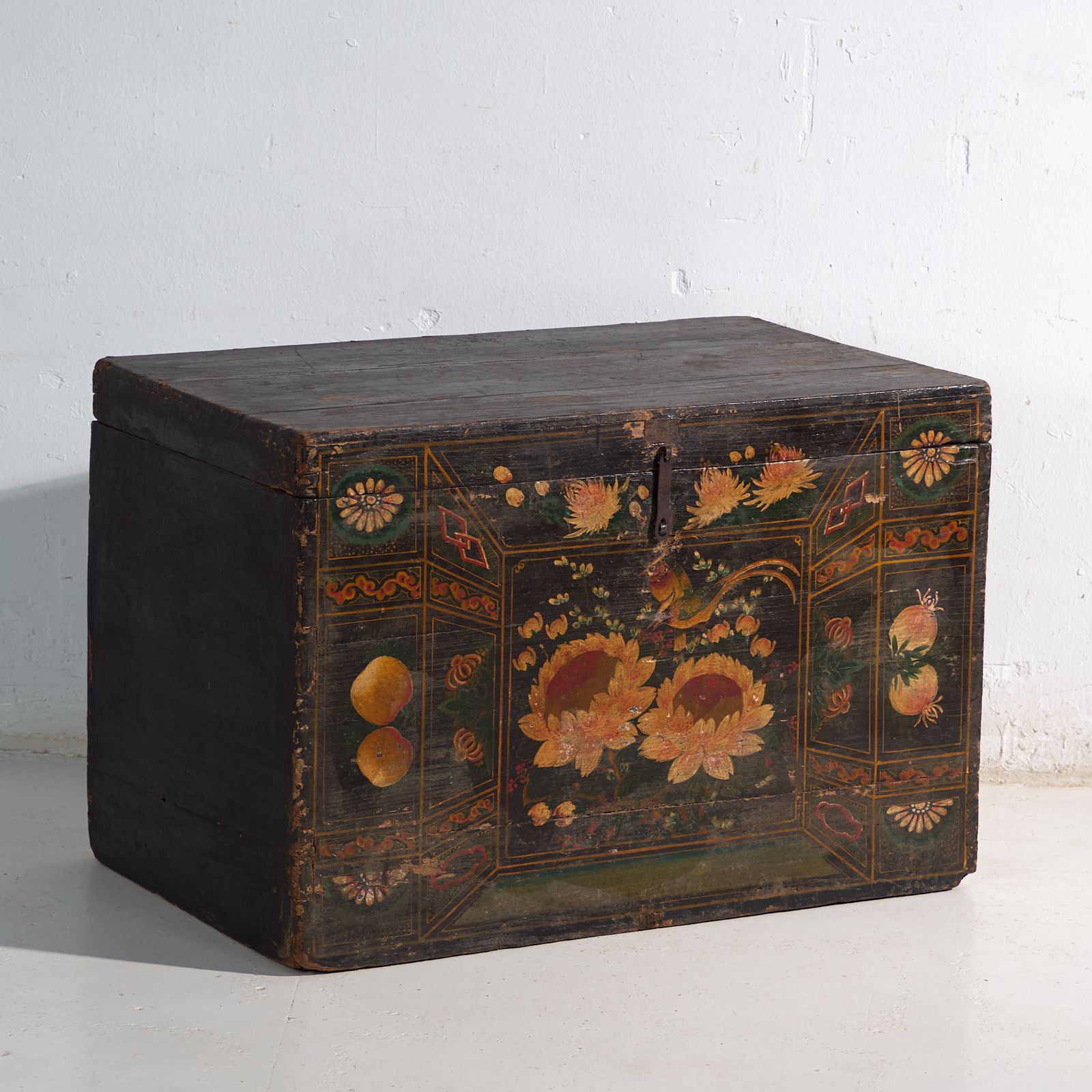 Antique Painted Trunk In Pine Wood – China, Circa 1900