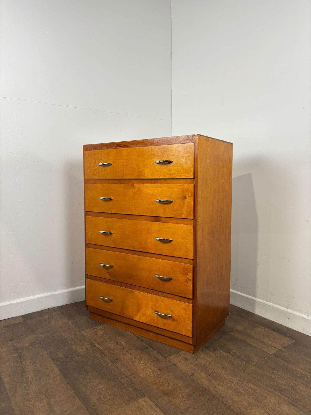Mid Century Oak Veneer Five Drawer Bedroom Chest photo vinterior