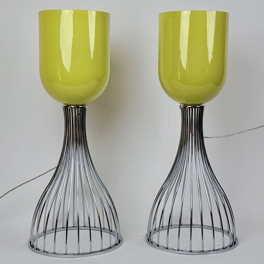 Paar chromen tafellampen met geel Murano-glas van Vistosi, jaren 1990 photo for sale