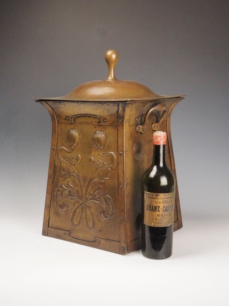 Art Nouveau Brass Fireside Coal Scuttle, Late 19th Century photo Home Decor