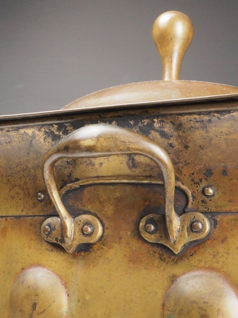 photo vinterior Art Nouveau Brass Fireside Coal Scuttle, Late 19th Century