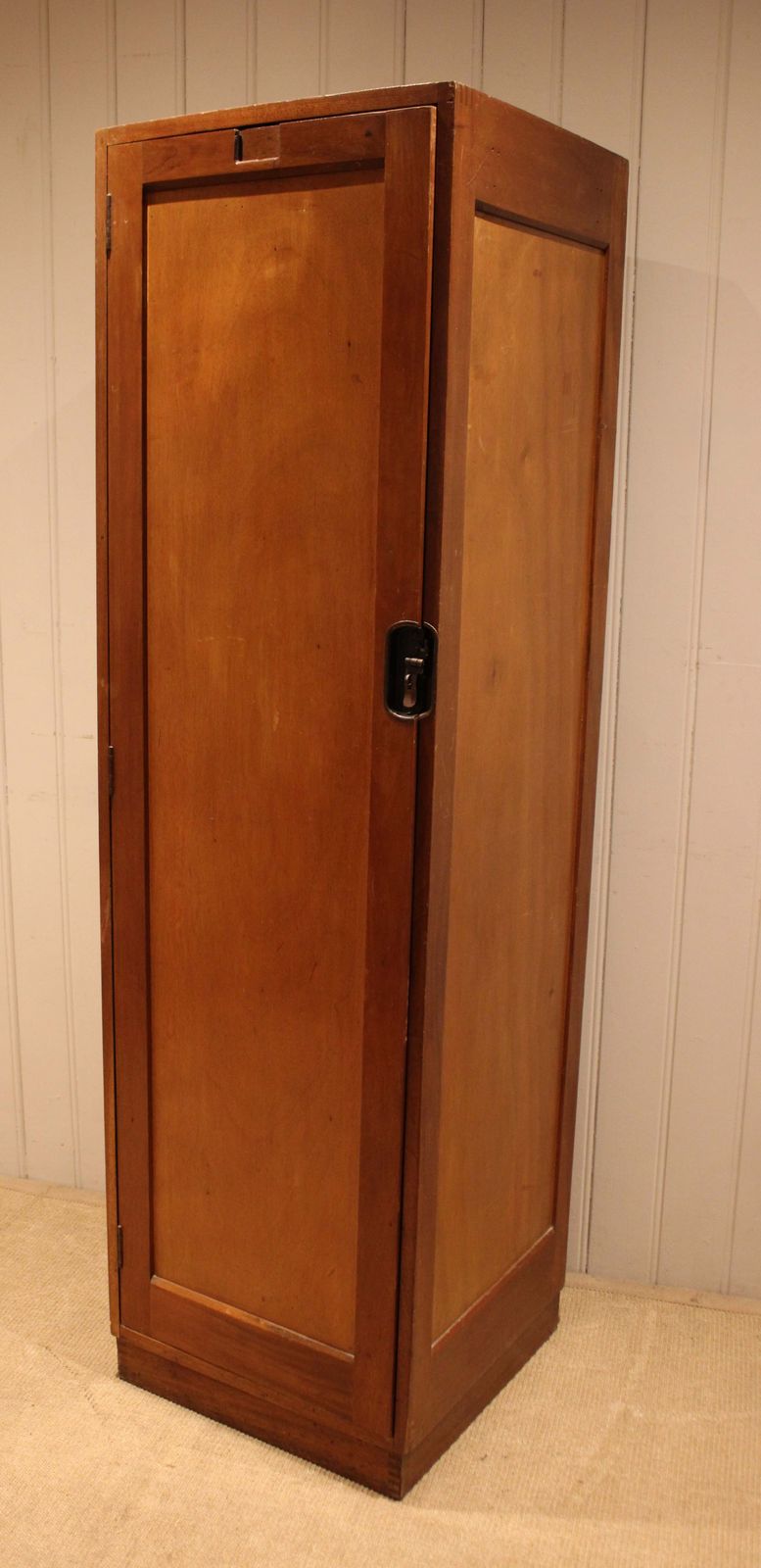 Raf Air Ministry Airman's Locker photo Furniture