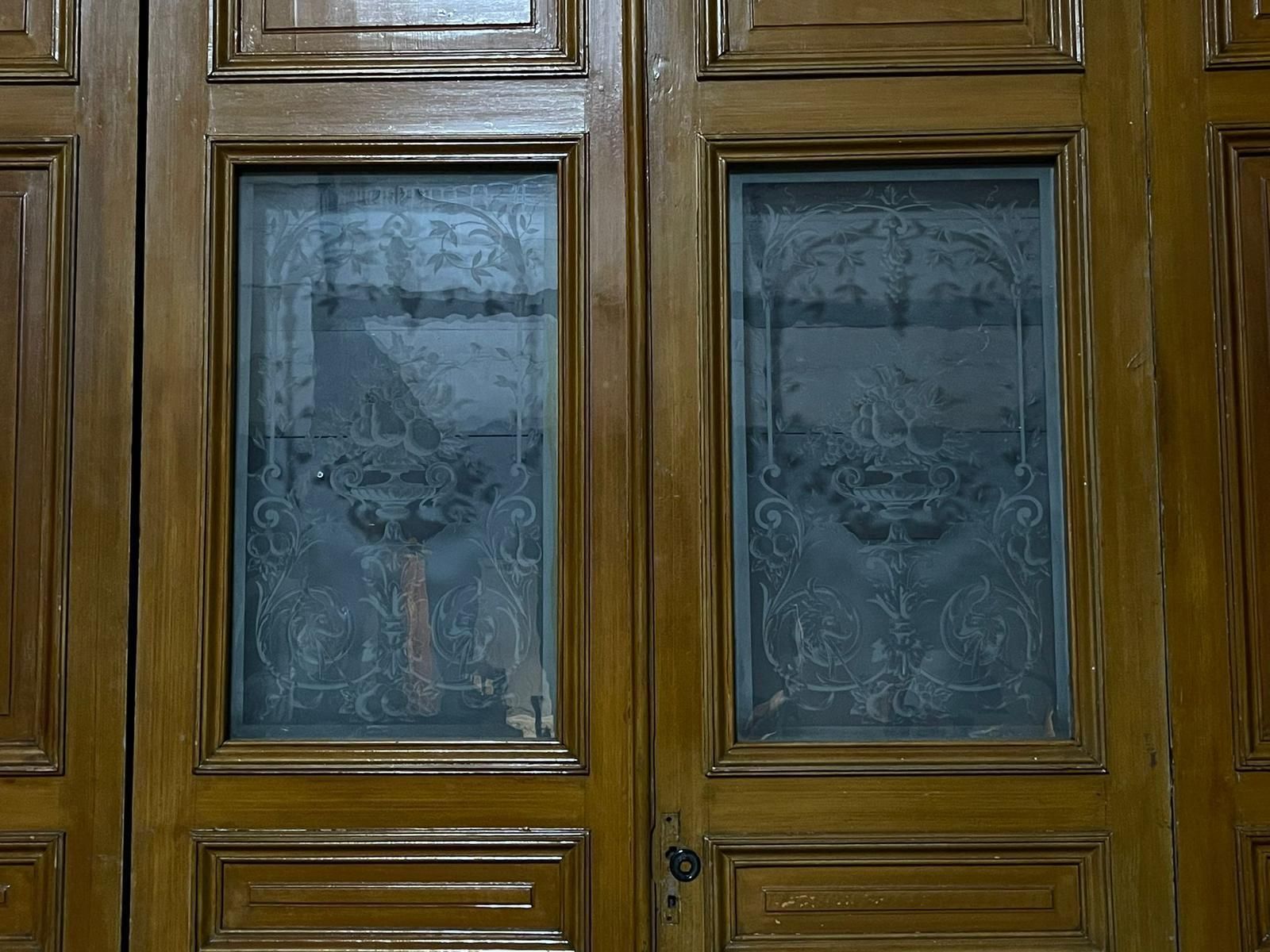 Set 4 Chateau Doors photo for sale