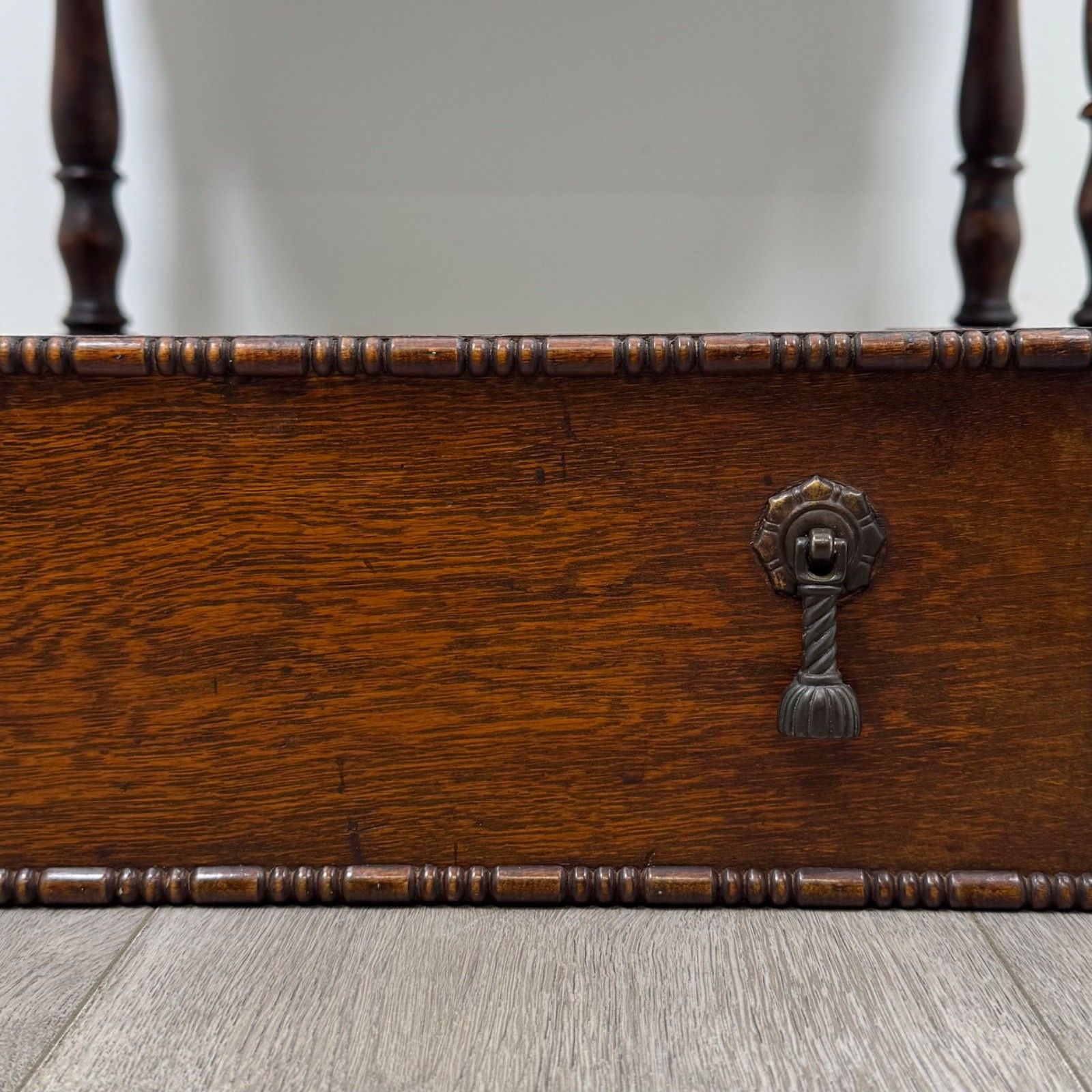 photo vinterior Antique 20th Century Jacobean Style Bureau In Oak ( Af 5849 )