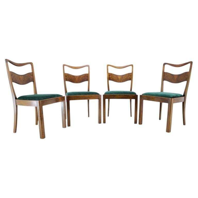 Ensemble de 4 chaises de salle à manger Art déco en noyer et velours vert, Tchécoslovaquie, années 1930 photo furniture