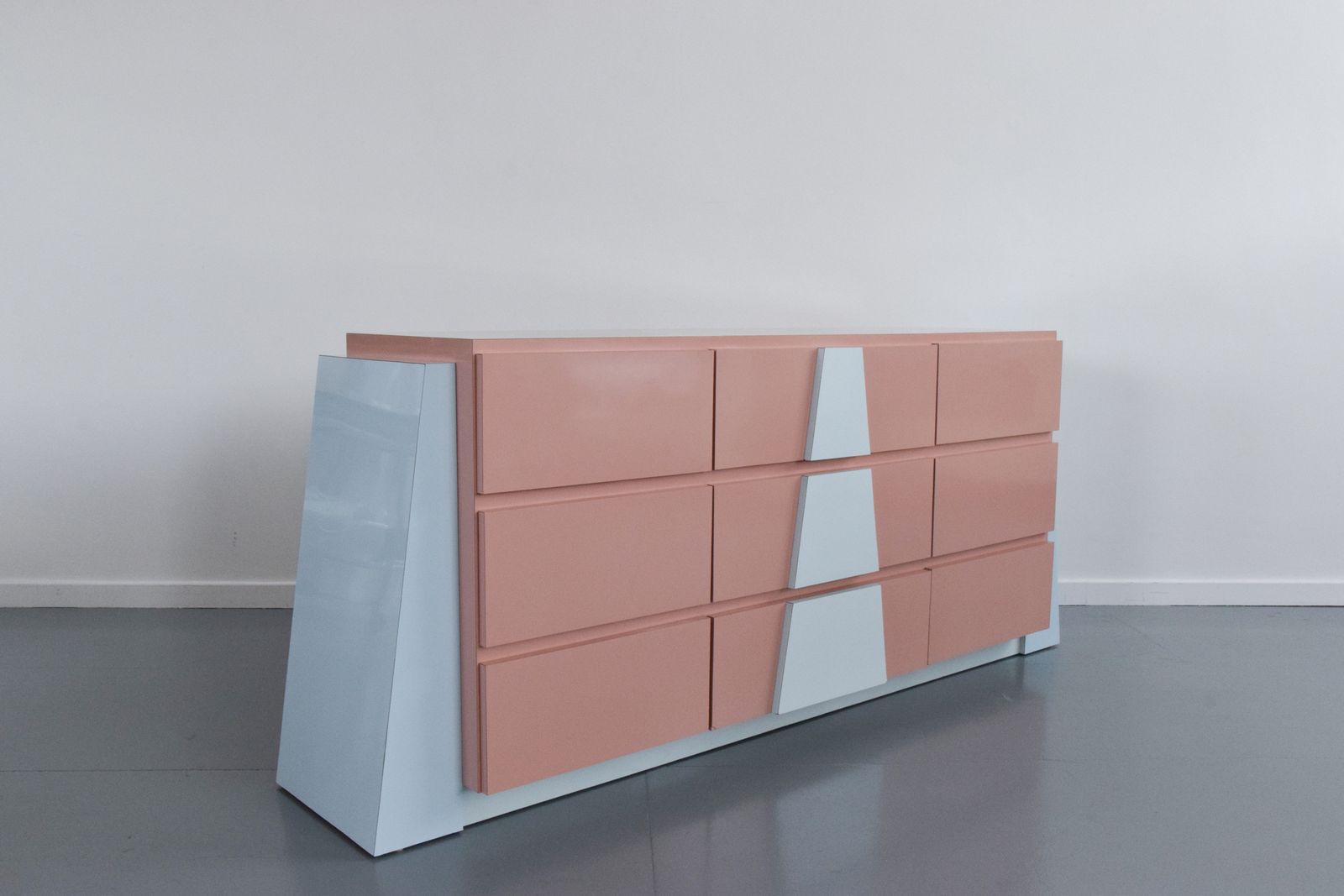 photo vinterior Vintage 1980s Pink And Blue Laminate Chest Of Drawers
