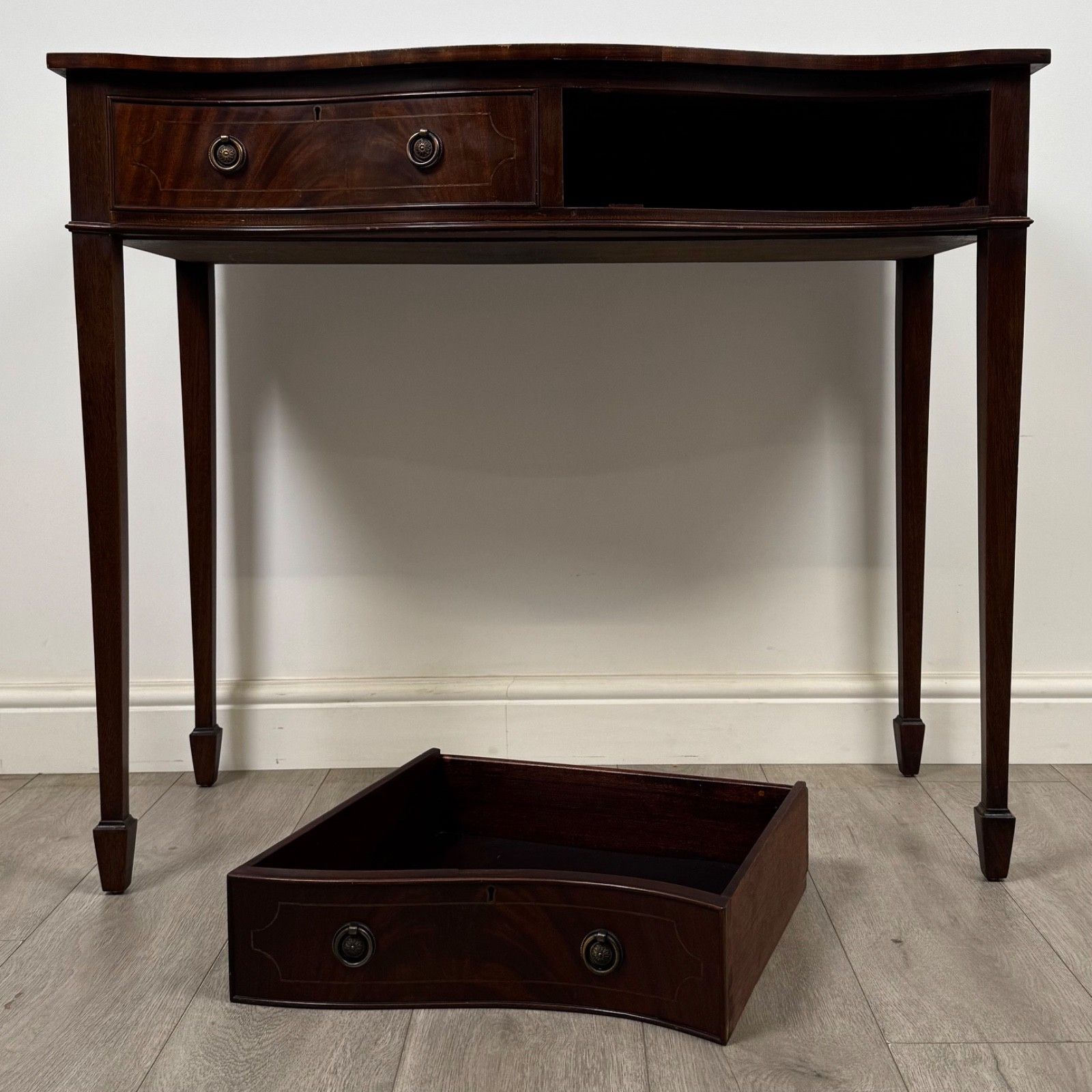 photo for sale Antique 20th Century Serpentine Writing Table In Mahogany ( Af 5861 )