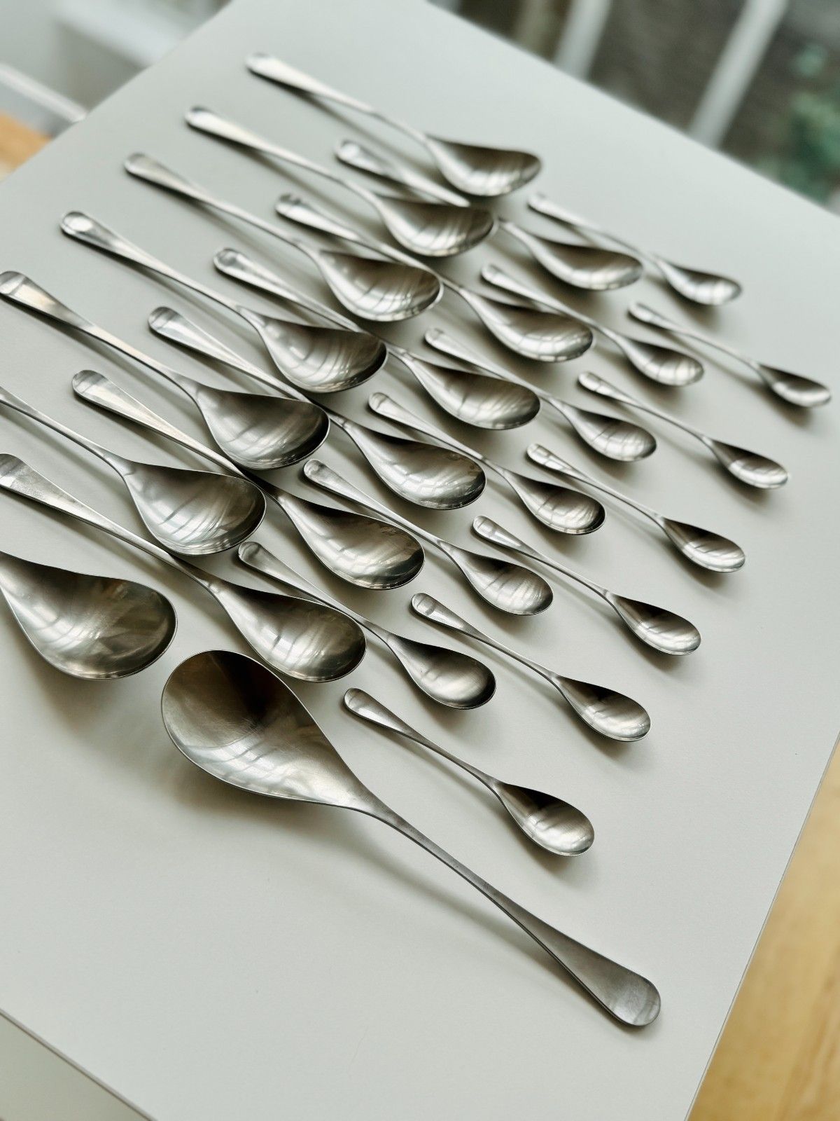 Home Decor Old Hall Alveston Pattern Cutlery By Robert Welch 50 Piece Canteen For 6 Places photo