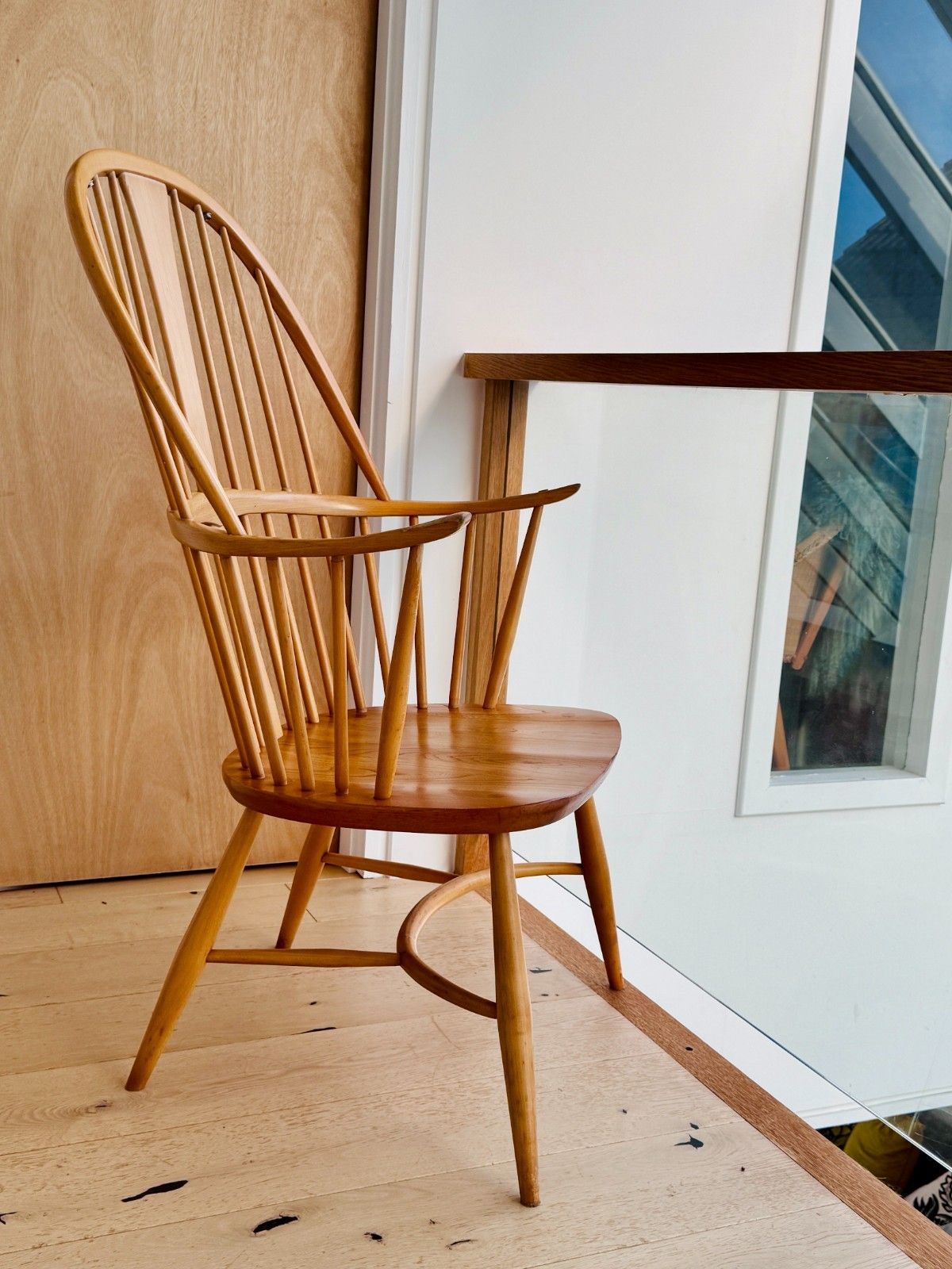 Ercol Windsor Chairmakers Chair In Light Ash 7911 Late 90s photo vinterior