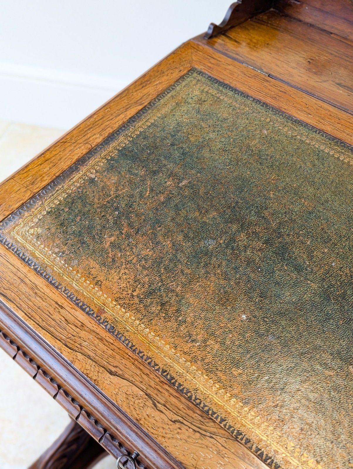 photo buy Antique William IV Rosewood Davenport By W&C Wilkinson C.1835