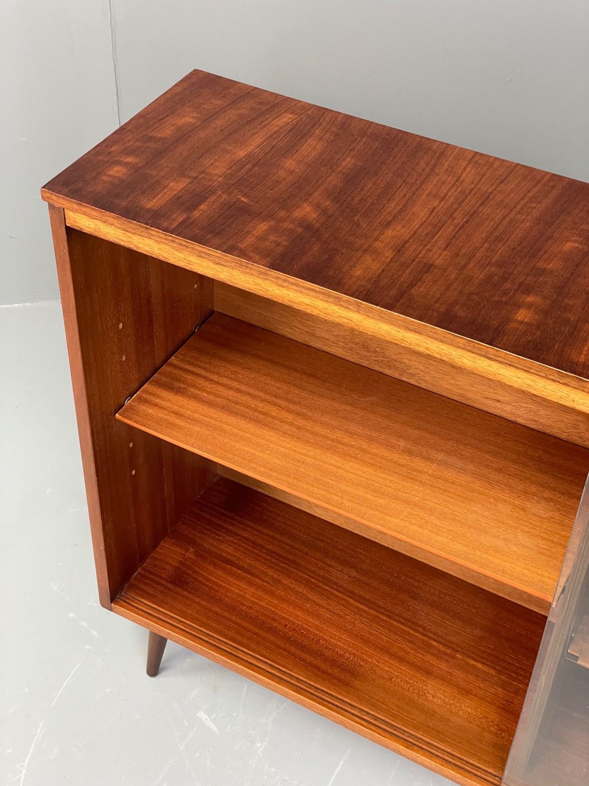 Vintage 1960s Glazed Bookcase Walnut Mid Century Retro Adjustable Eb12220 photo vinterior
