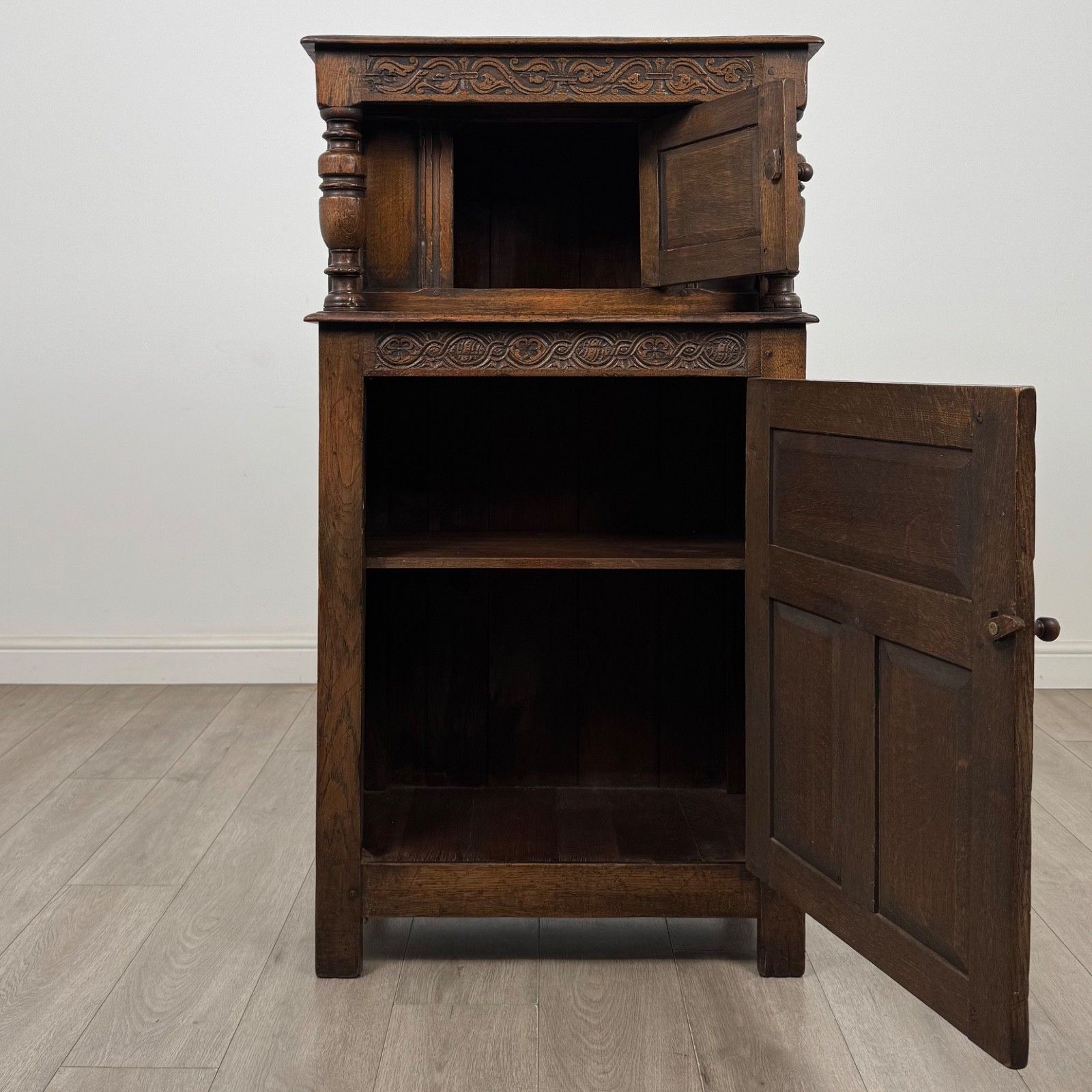 Antique 20th Century Narrow Court Cupboard In Oak ( Af 5856 ) photo furniture